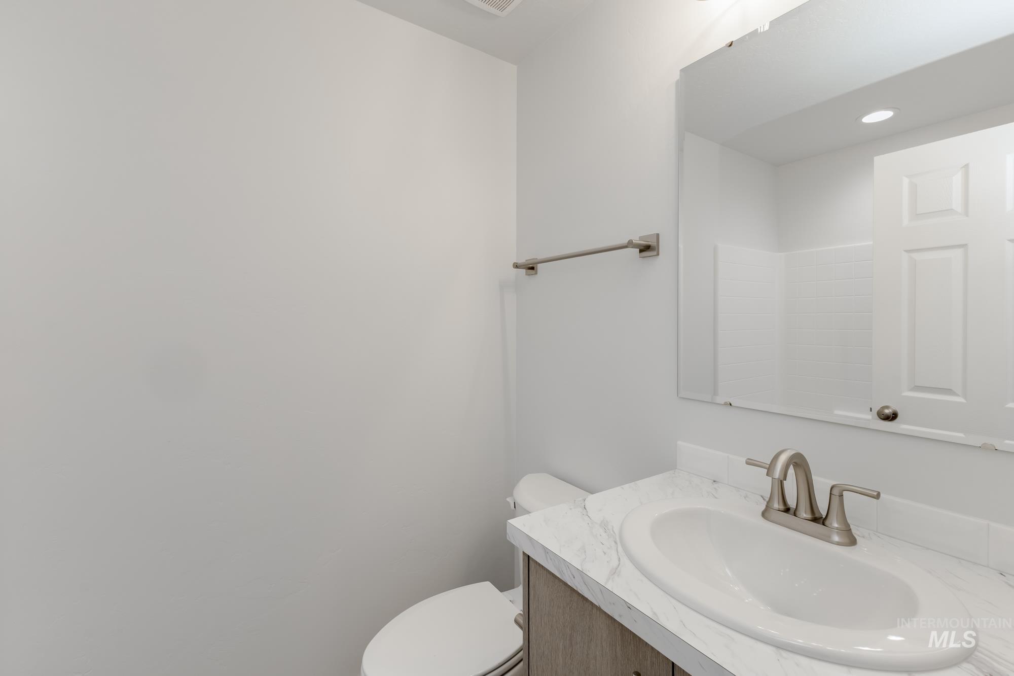 18346 N Trumpet Lily Ave, Nampa, Idaho 83687, 3 Bedrooms, 2 Bathrooms, Residential For Sale, Price $369,990,MLS 98962406