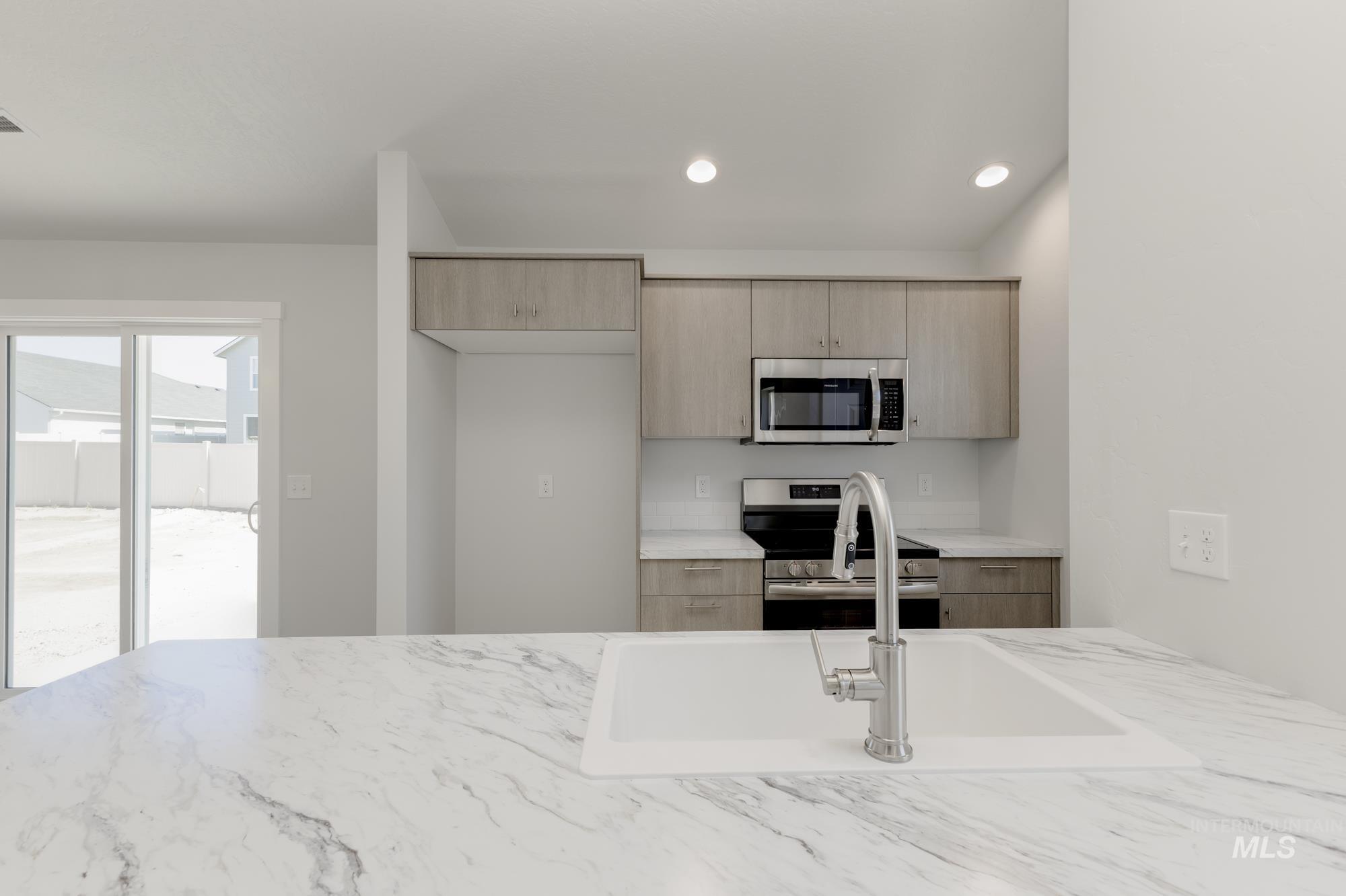 18346 N Trumpet Lily Ave, Nampa, Idaho 83687, 3 Bedrooms, 2 Bathrooms, Residential For Sale, Price $369,990,MLS 98962406