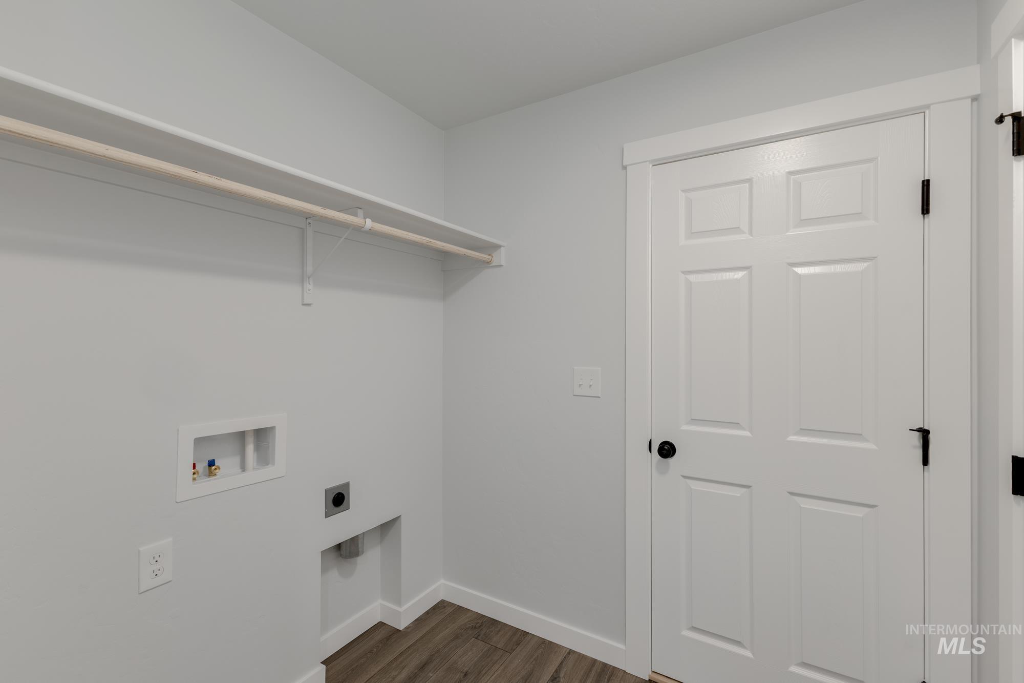 18332 N Trumpet Lily Ave, Nampa, Idaho 83687, 3 Bedrooms, 2 Bathrooms, Residential For Sale, Price $374,990,MLS 98962407