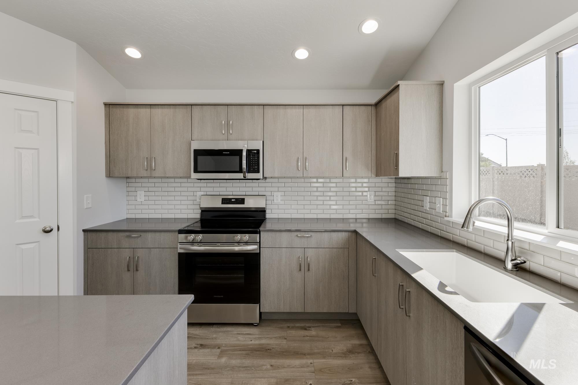 11033 Cart St, Caldwell, Idaho 83605, 4 Bedrooms, 2 Bathrooms, Residential For Sale, Price $404,990,MLS 98962410