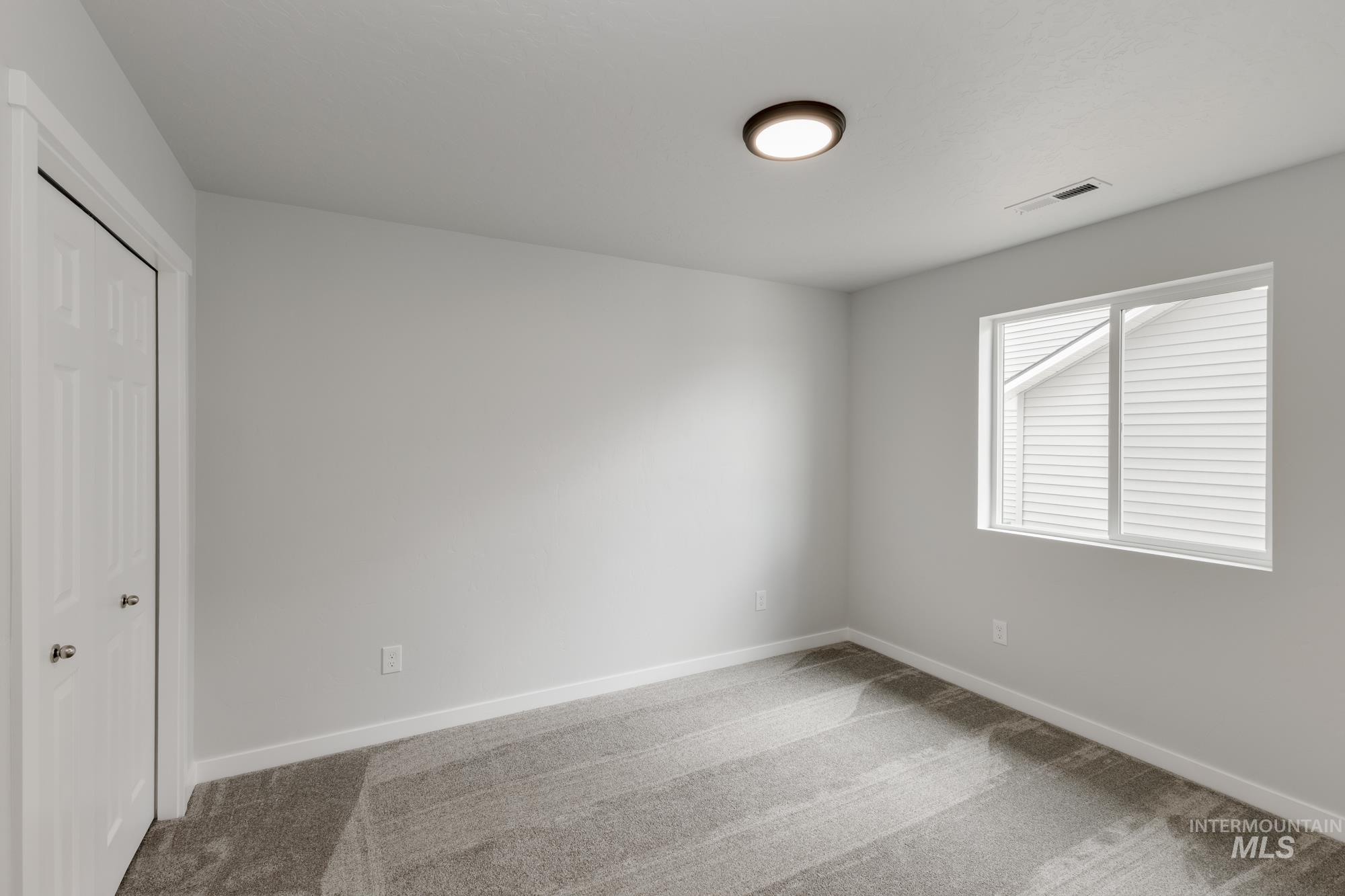 3040 N Arroyo Vista Way, Kuna, Idaho 83634, 3 Bedrooms, 2 Bathrooms, Residential For Sale, Price $409,990,MLS 98962412