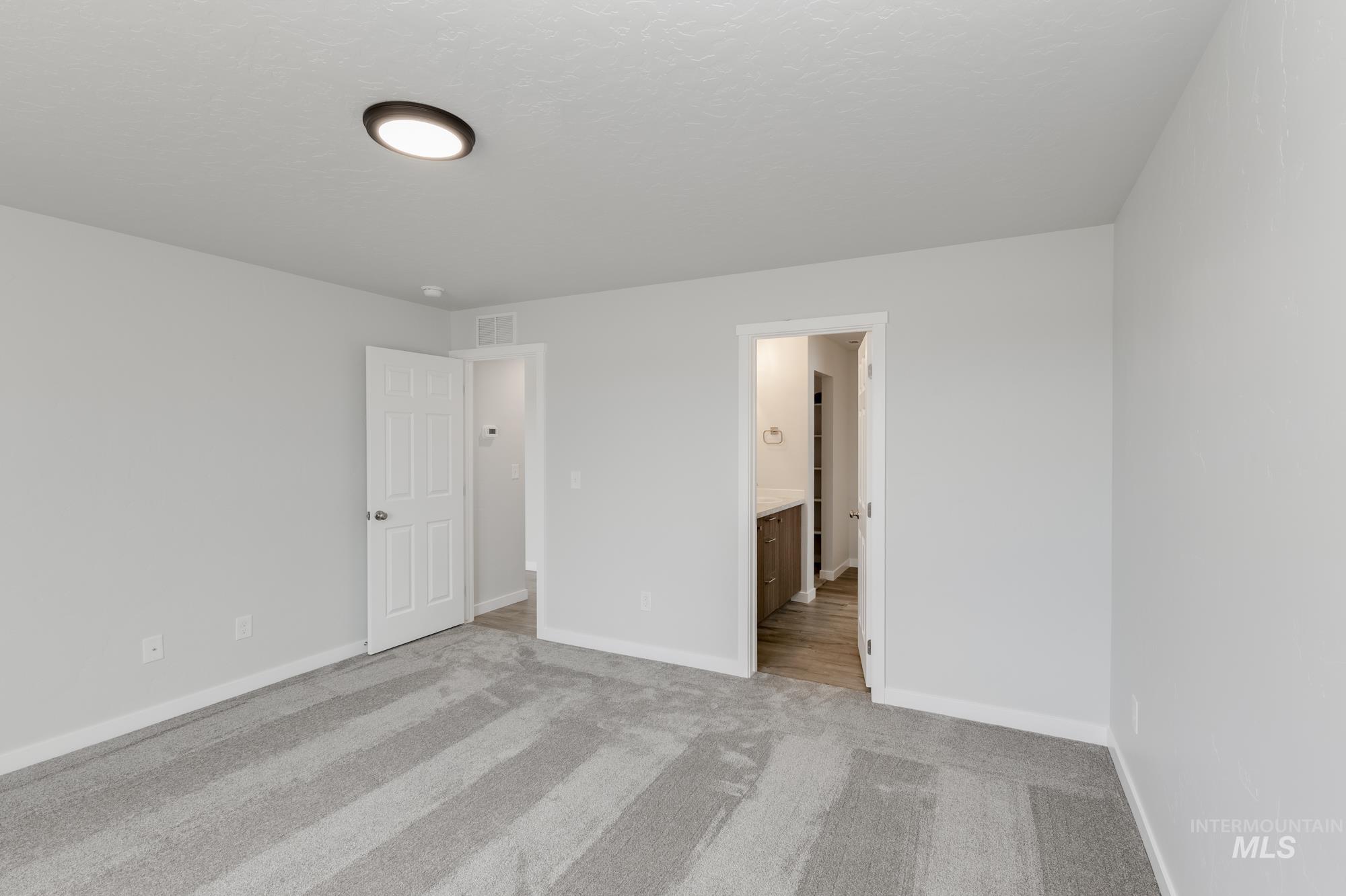 3040 N Arroyo Vista Way, Kuna, Idaho 83634, 3 Bedrooms, 2 Bathrooms, Residential For Sale, Price $409,990,MLS 98962412