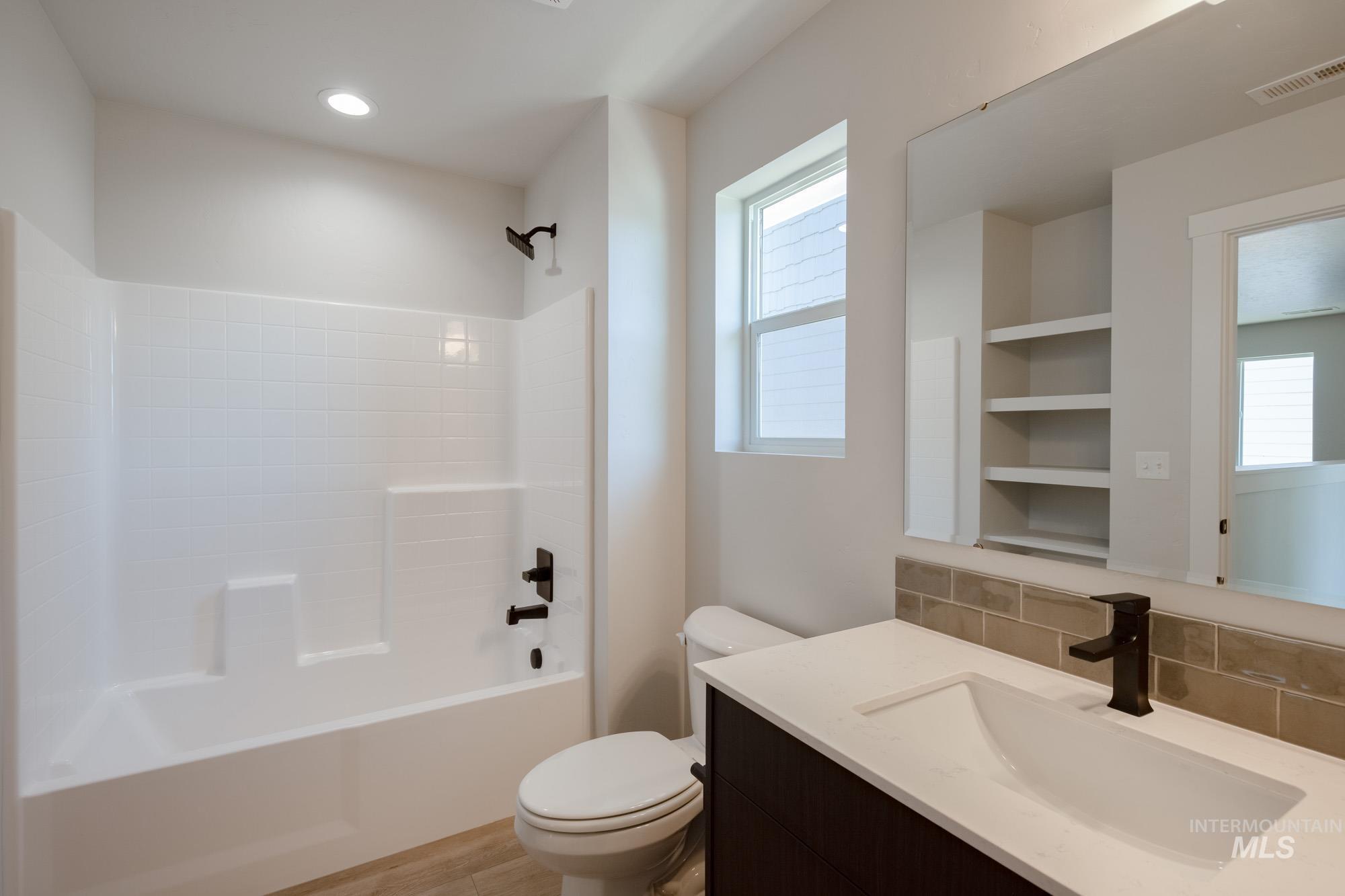 4208 E Kalinga St, Meridian, Idaho 83642, 3 Bedrooms, 2.5 Bathrooms, Residential For Sale, Price $439,990,MLS 98962415