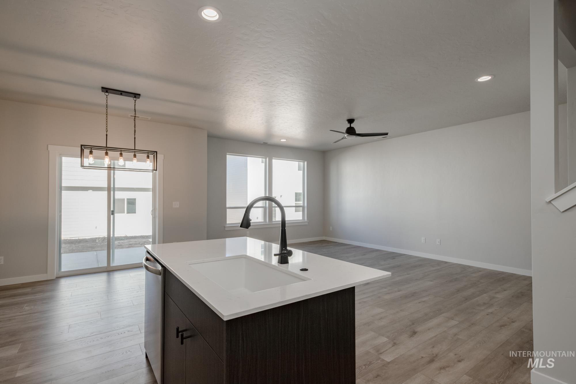 4208 E Kalinga St, Meridian, Idaho 83642, 3 Bedrooms, 2.5 Bathrooms, Residential For Sale, Price $439,990,MLS 98962415