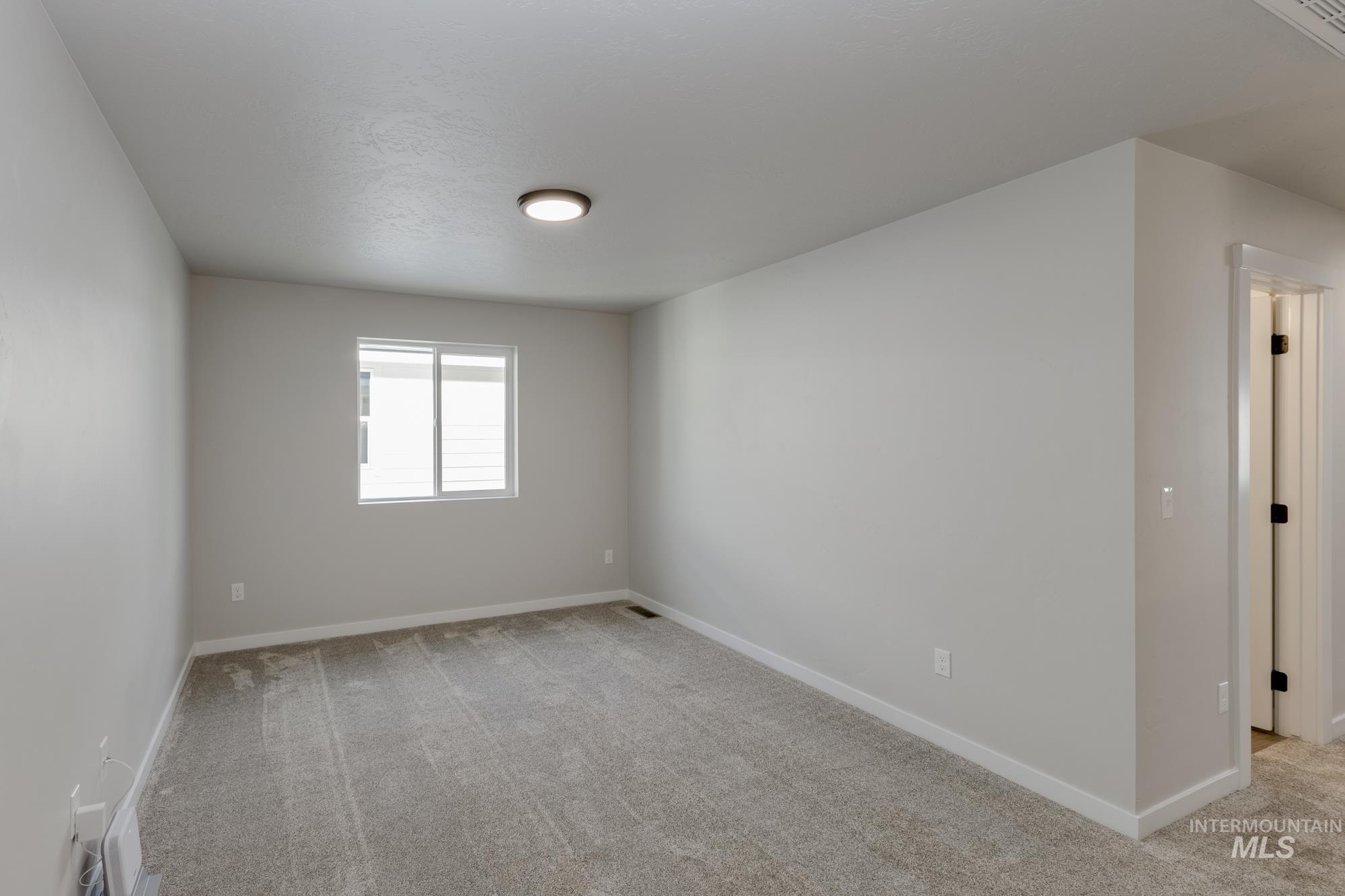 4250 E Kalinga St, Meridian, Idaho 83709, 3 Bedrooms, 2.5 Bathrooms, Residential For Sale, Price $449,990,MLS 98962416