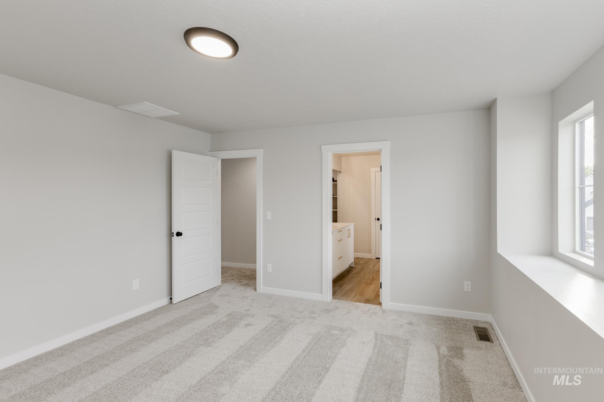 4250 E Kalinga St, Meridian, Idaho 83709, 3 Bedrooms, 2.5 Bathrooms, Residential For Sale, Price $449,990,MLS 98962416