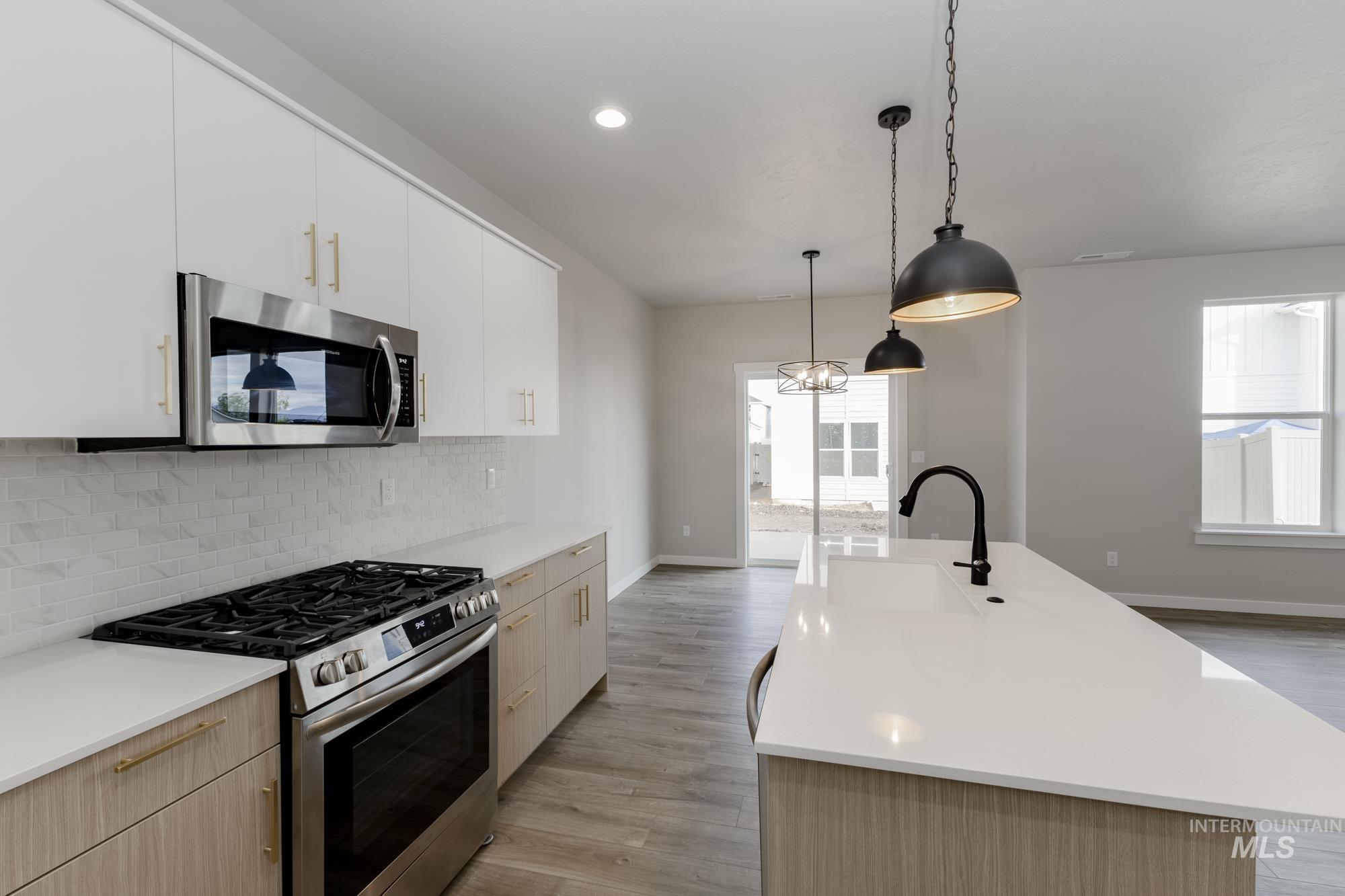 4250 E Kalinga St, Meridian, Idaho 83709, 3 Bedrooms, 2.5 Bathrooms, Residential For Sale, Price $449,990,MLS 98962416