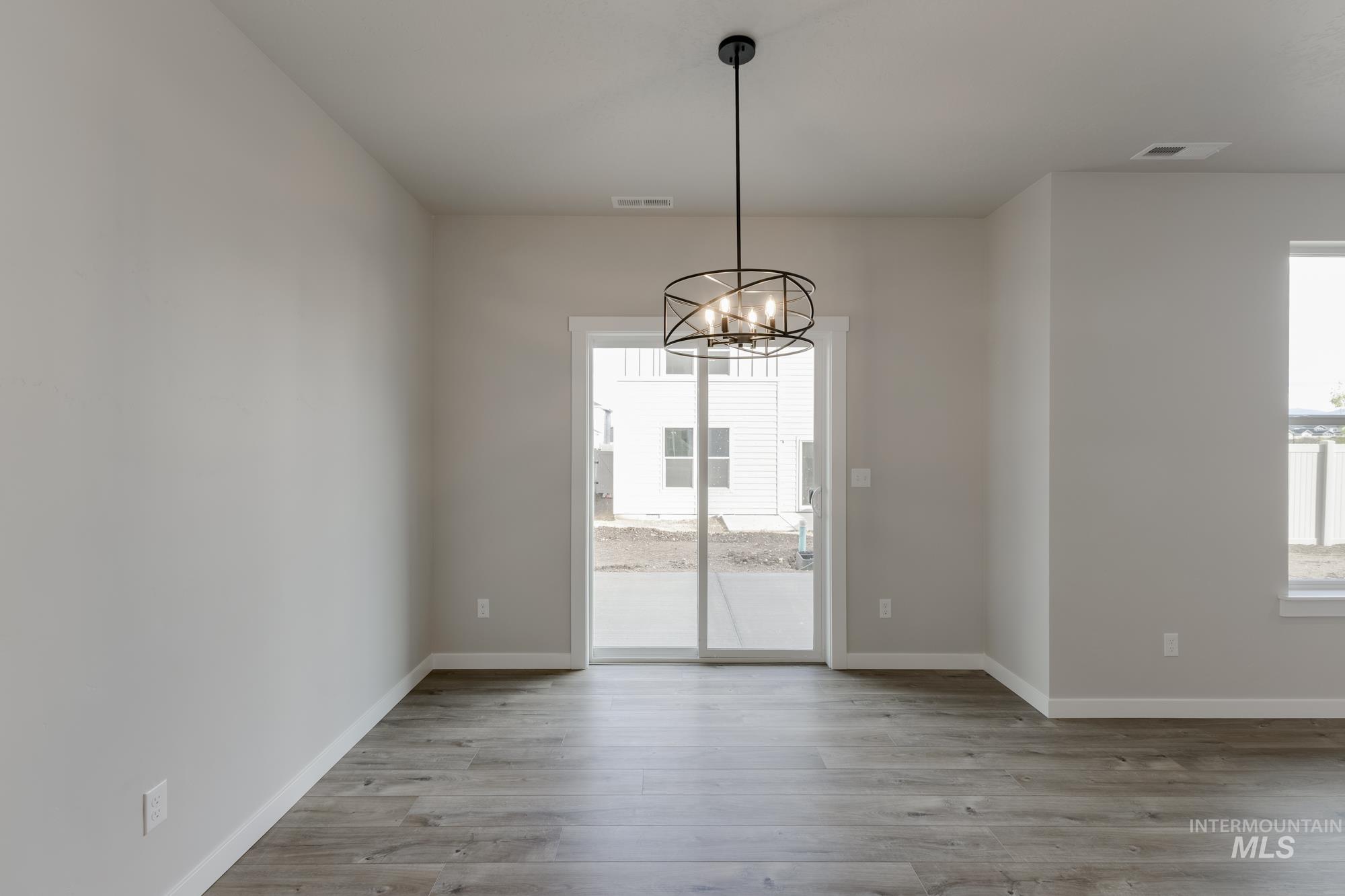 4250 E Kalinga St, Meridian, Idaho 83709, 3 Bedrooms, 2.5 Bathrooms, Residential For Sale, Price $449,990,MLS 98962416