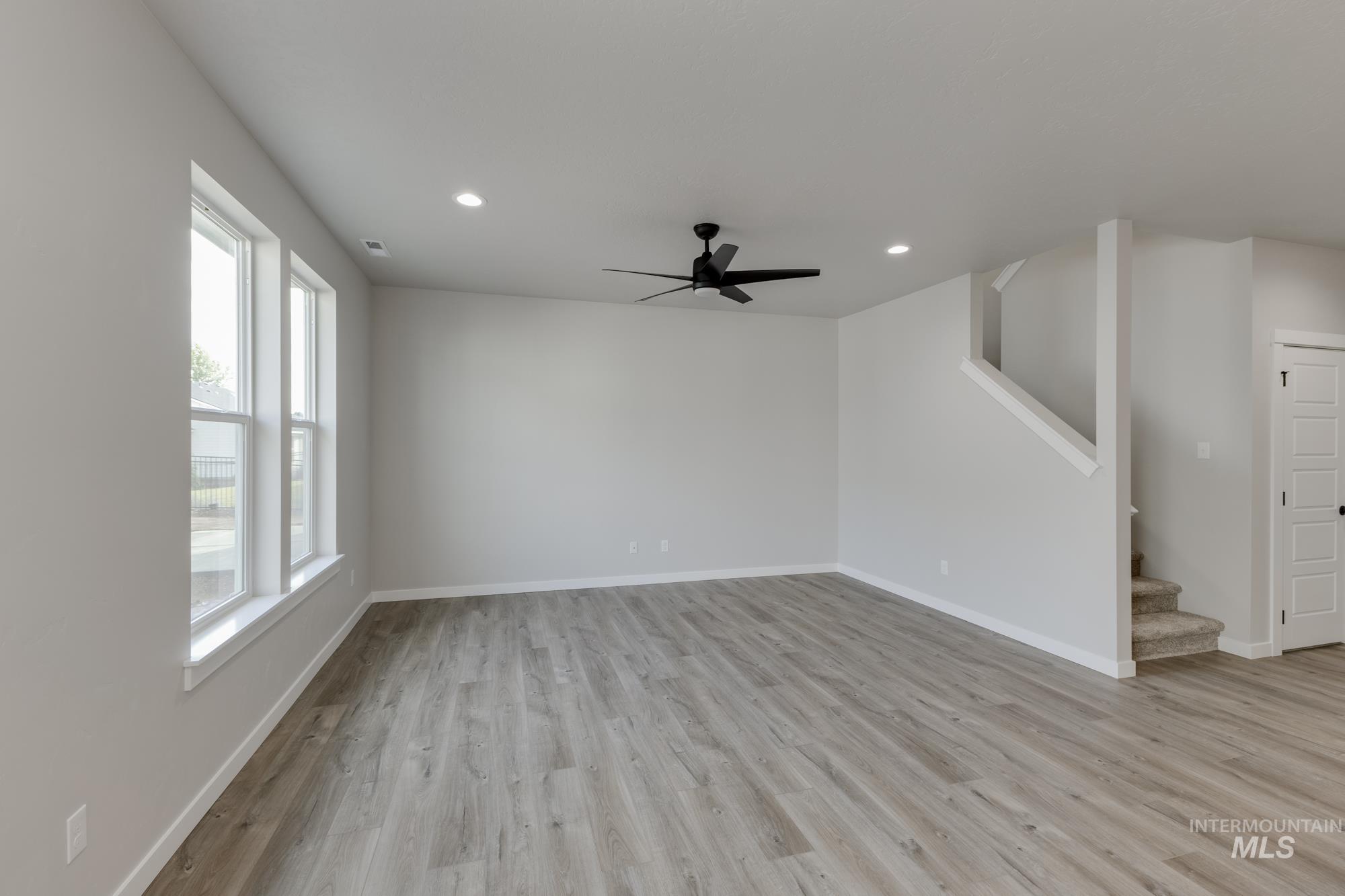 4250 E Kalinga St, Meridian, Idaho 83709, 3 Bedrooms, 2.5 Bathrooms, Residential For Sale, Price $449,990,MLS 98962416