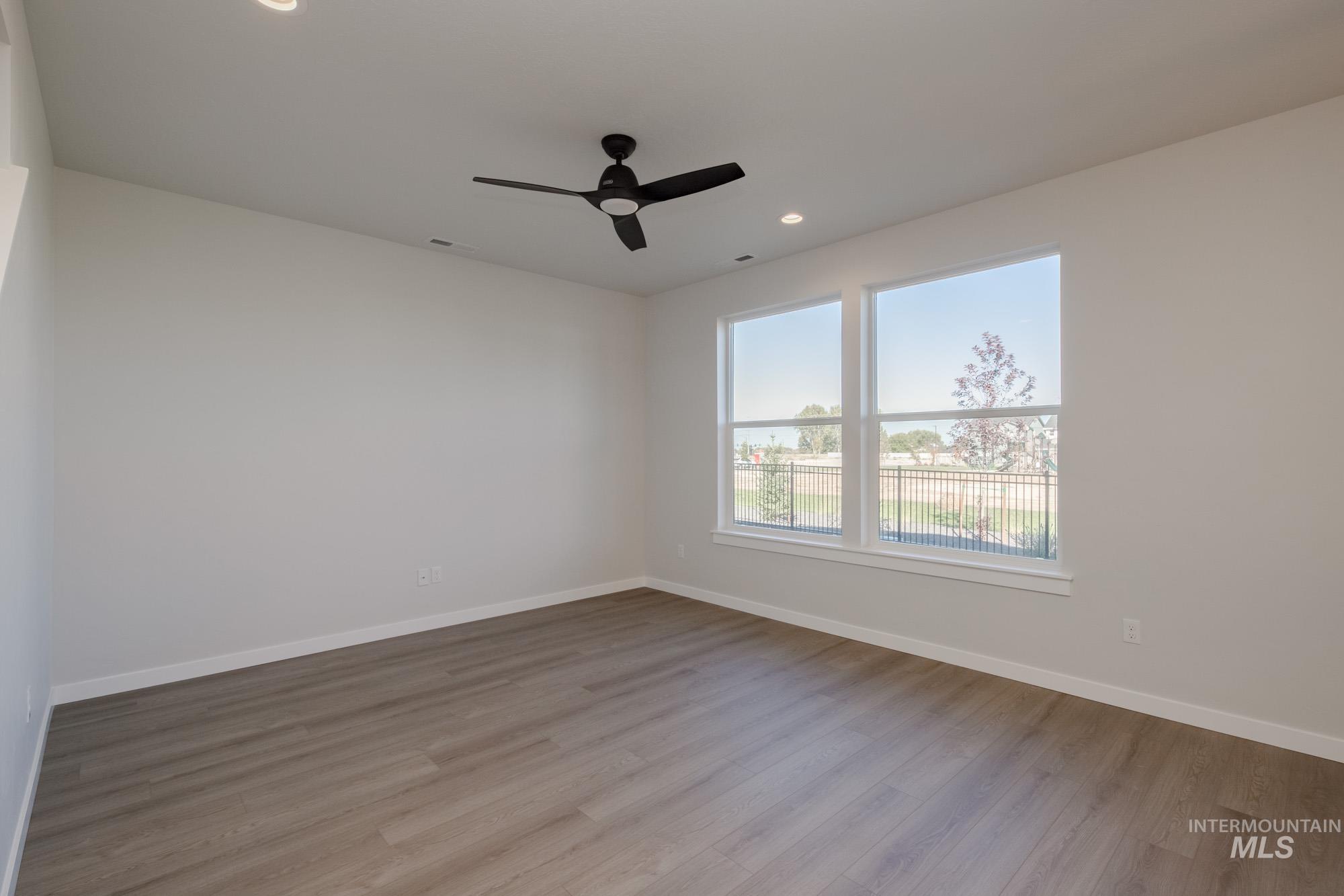 4198 E Hillsong St, Meridian, Idaho 83709, 3 Bedrooms, 2.5 Bathrooms, Residential For Sale, Price $435,990,MLS 98962417