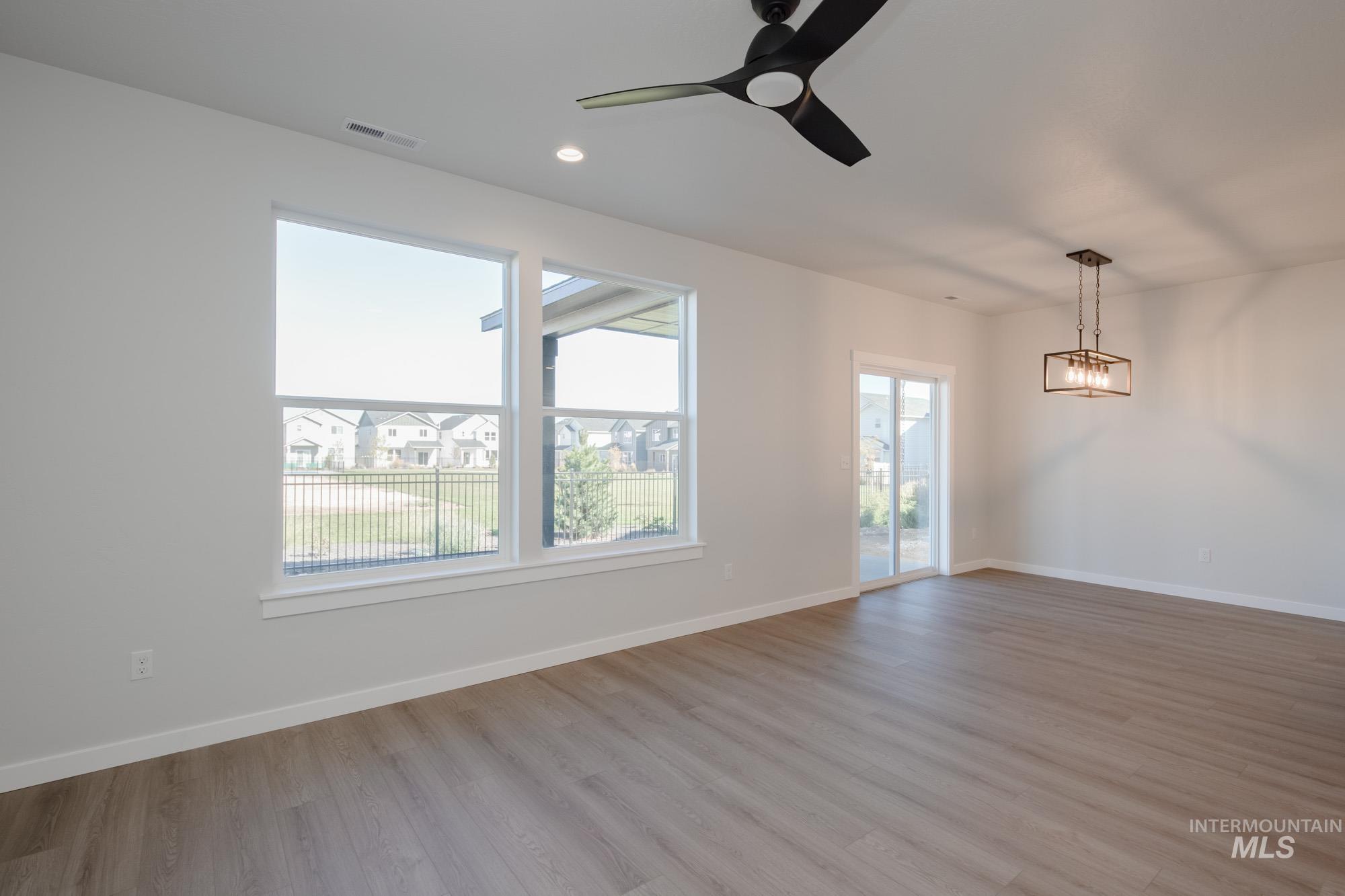 4198 E Hillsong St, Meridian, Idaho 83709, 3 Bedrooms, 2.5 Bathrooms, Residential For Sale, Price $435,990,MLS 98962417