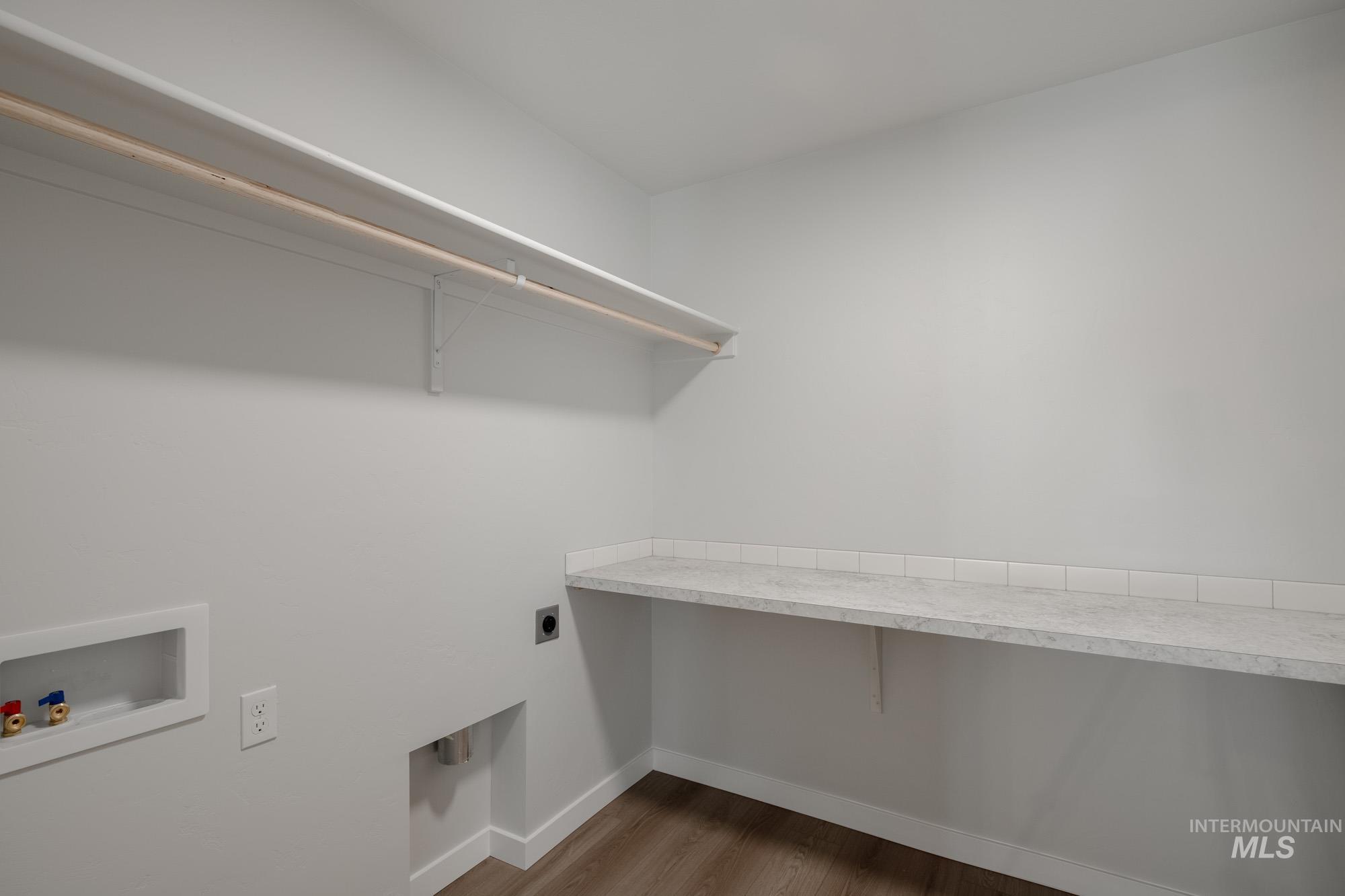 4198 E Hillsong St, Meridian, Idaho 83709, 3 Bedrooms, 2.5 Bathrooms, Residential For Sale, Price $435,990,MLS 98962417