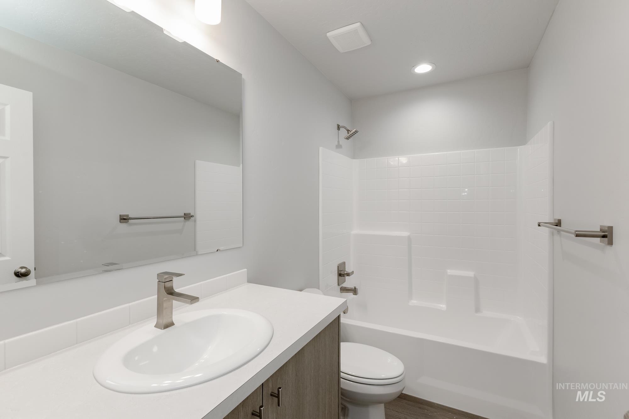 2090 W Penstemon St, Kuna, Idaho 83634, 4 Bedrooms, 2 Bathrooms, Residential For Sale, Price $437,990,MLS 98962419