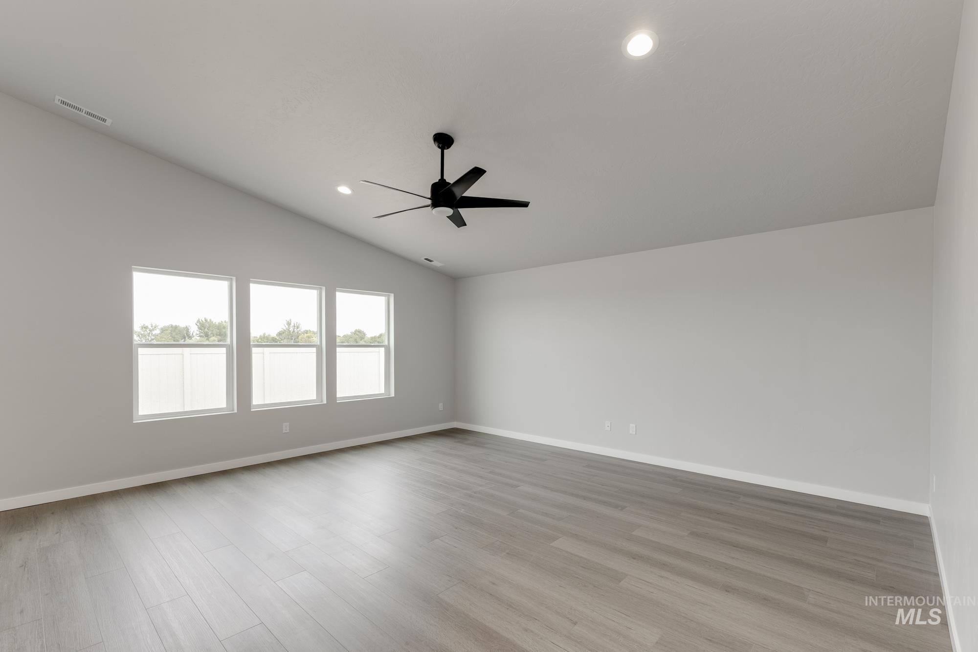 2090 W Penstemon St, Kuna, Idaho 83634, 4 Bedrooms, 2 Bathrooms, Residential For Sale, Price $437,990,MLS 98962419