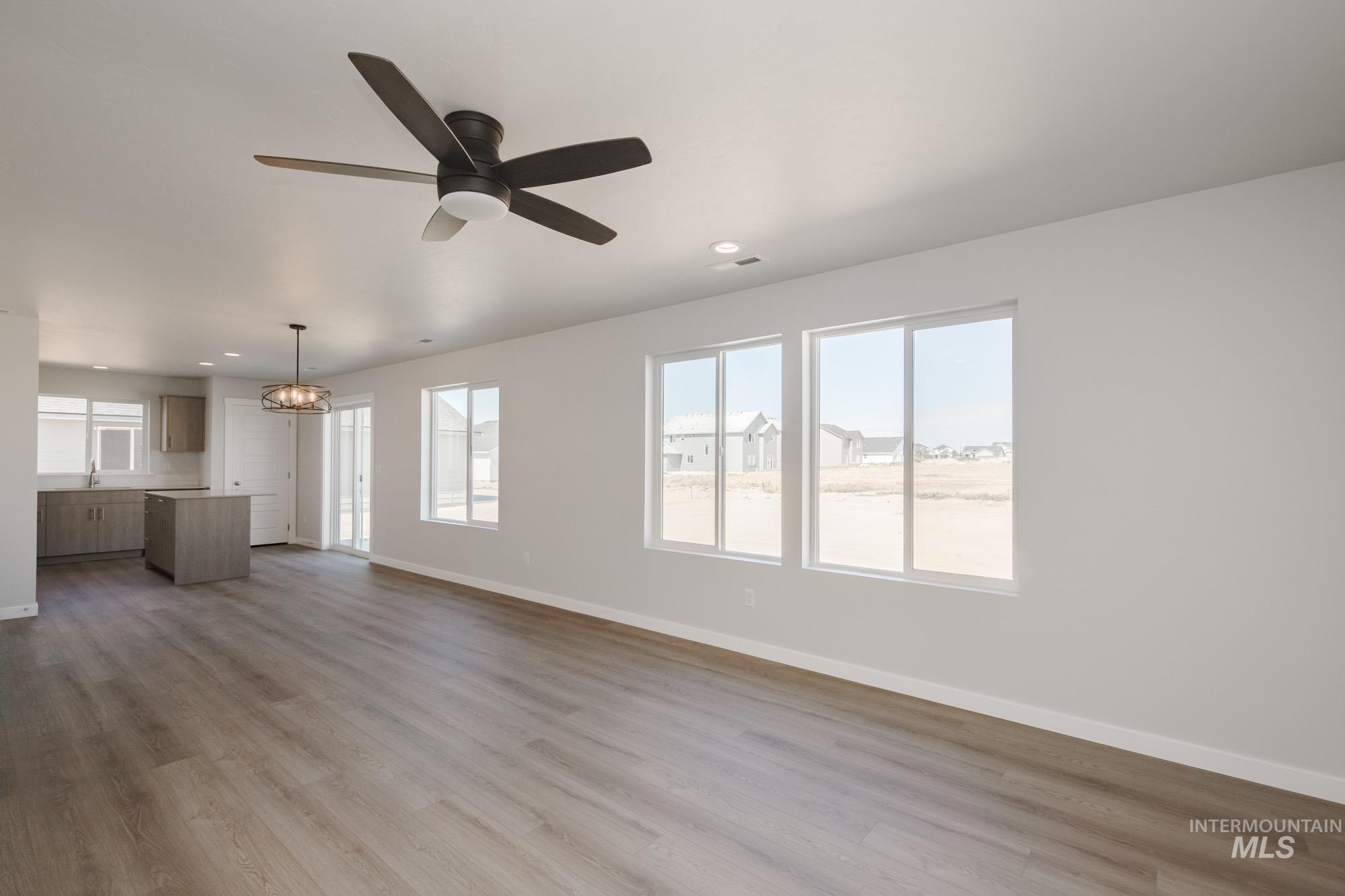 3882 W Maypearl St, Meridian, Idaho 83642, 4 Bedrooms, 2.5 Bathrooms, Residential For Sale, Price $459,990,MLS 98962421