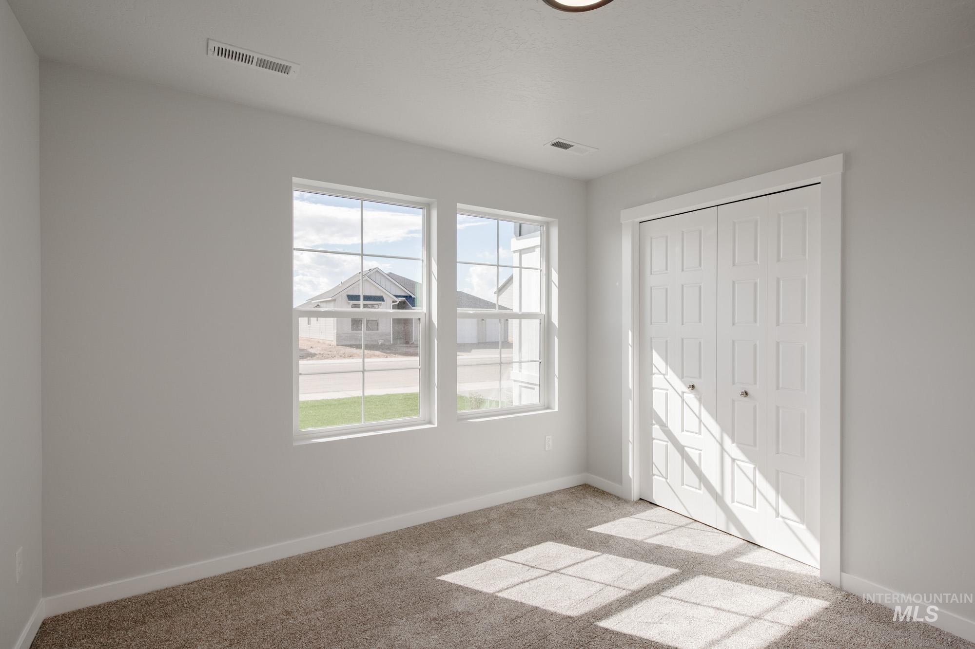 3904 W Maypearl St, Meridian, Idaho 83642, 3 Bedrooms, 2 Bathrooms, Residential For Sale, Price $414,990,MLS 98962425