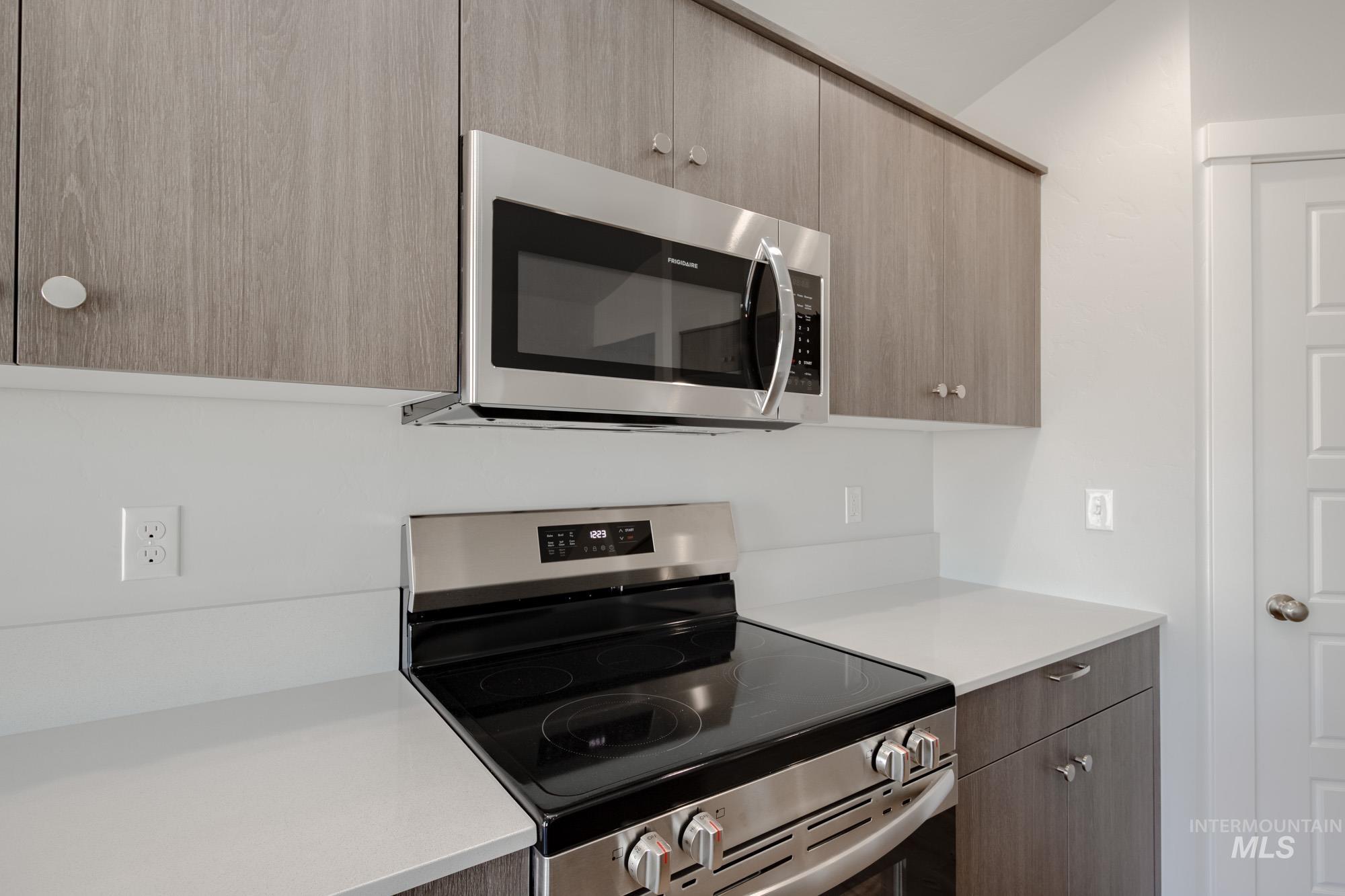 3904 W Maypearl St, Meridian, Idaho 83642, 3 Bedrooms, 2 Bathrooms, Residential For Sale, Price $414,990,MLS 98962425