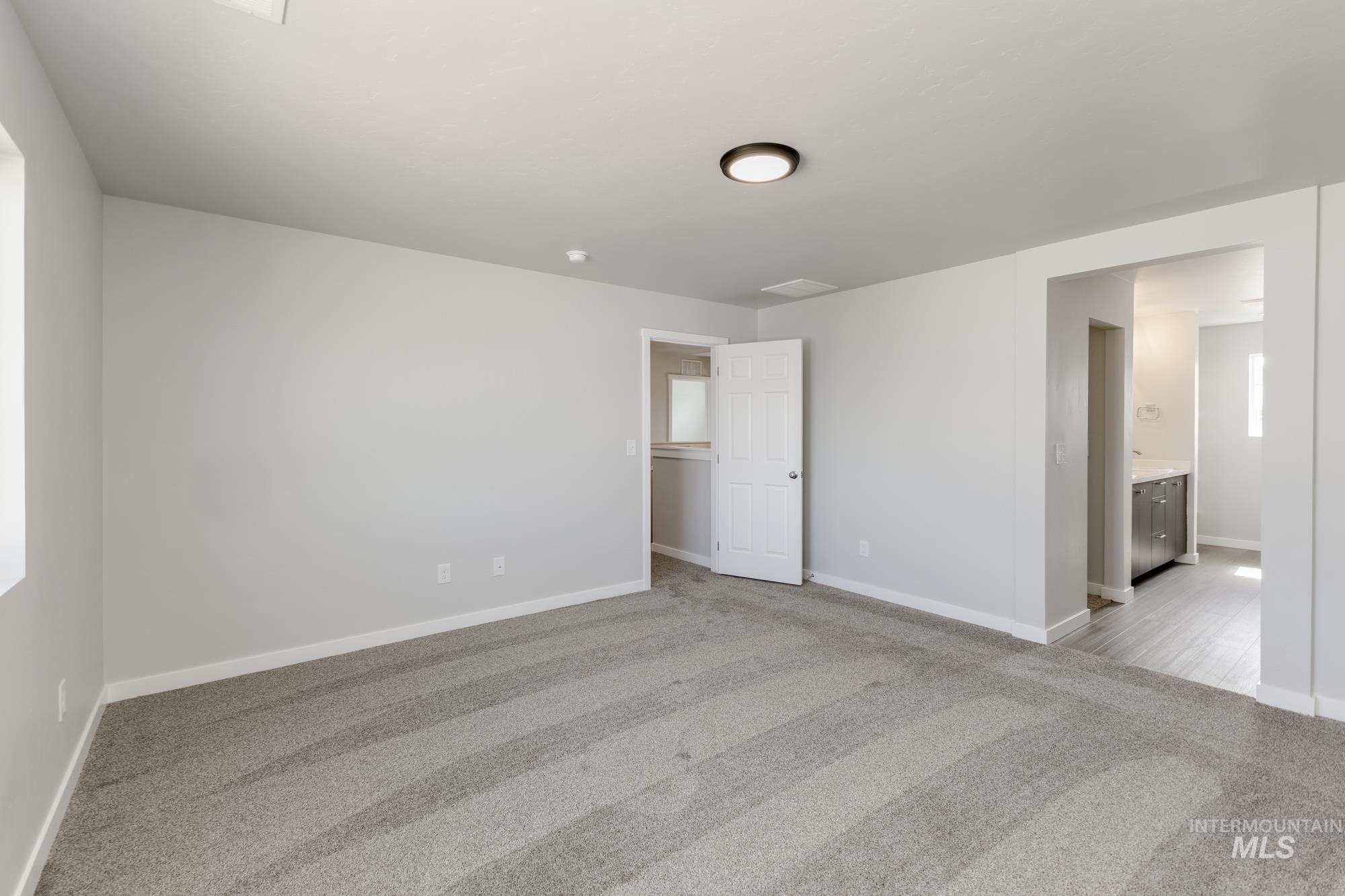 13318 Cut St, Caldwell, Idaho 83607, 4 Bedrooms, 2.5 Bathrooms, Residential For Sale, Price $429,990,MLS 98962429