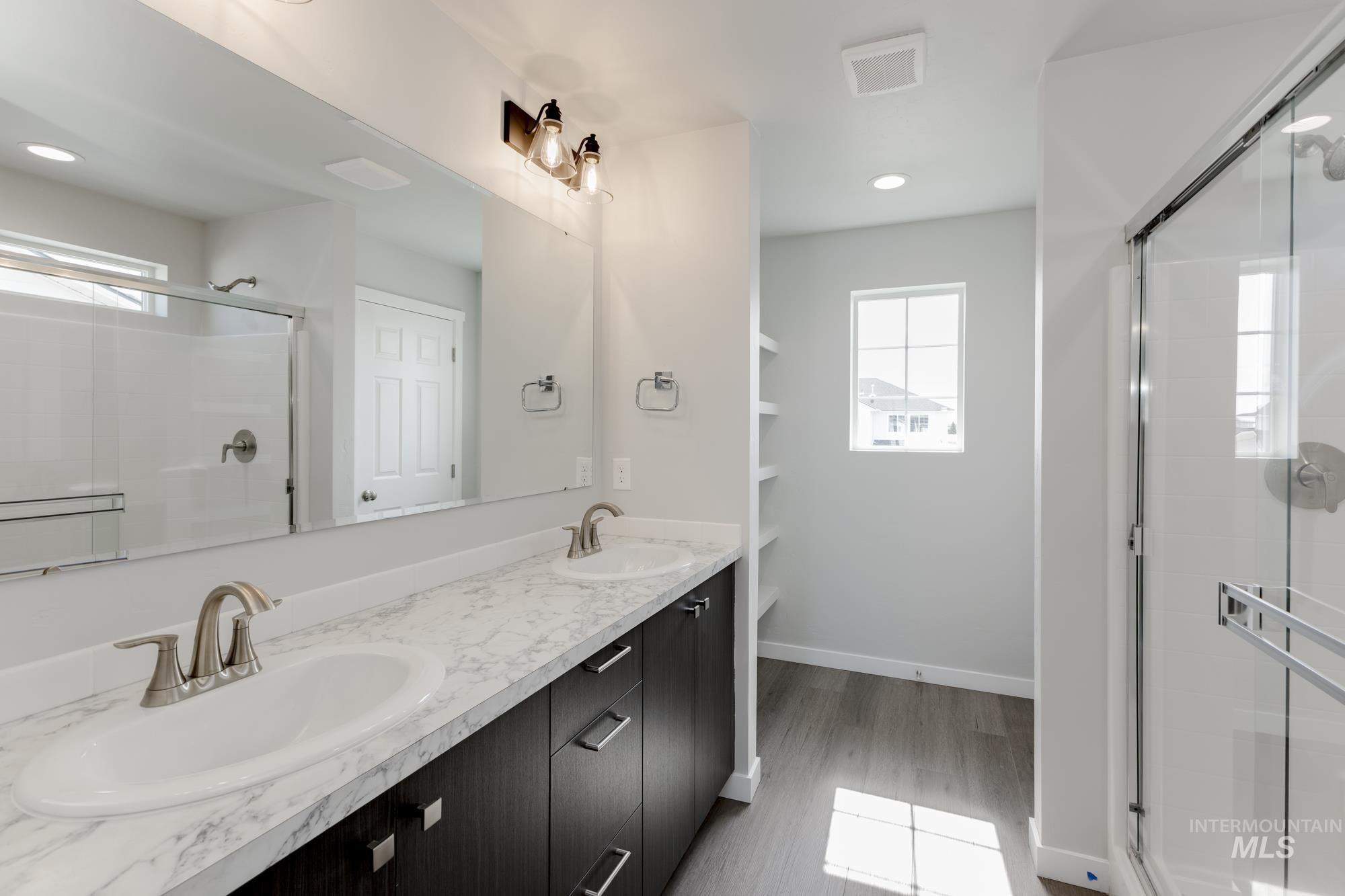 13318 Cut St, Caldwell, Idaho 83607, 4 Bedrooms, 2.5 Bathrooms, Residential For Sale, Price $429,990,MLS 98962429