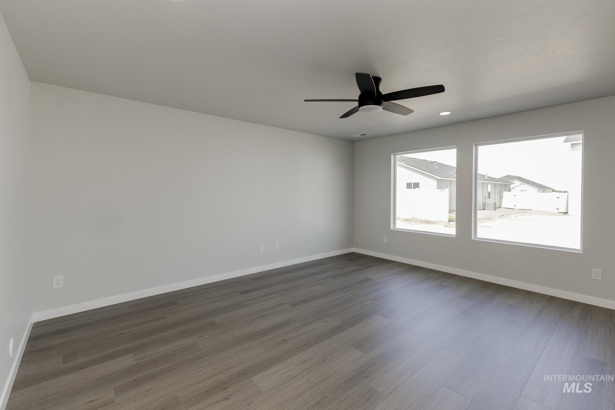 13318 Cut St, Caldwell, Idaho 83607, 4 Bedrooms, 2.5 Bathrooms, Residential For Sale, Price $429,990,MLS 98962429