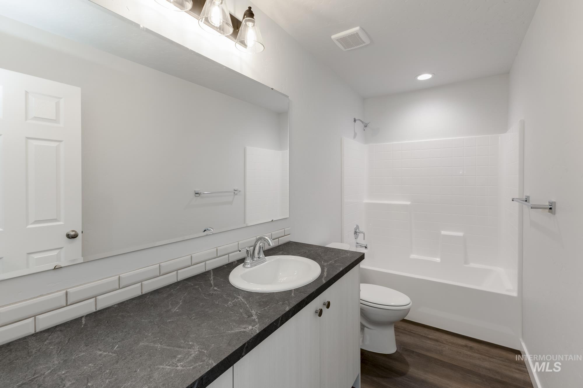 13330 Cut St, Caldwell, Idaho 83607, 4 Bedrooms, 2.5 Bathrooms, Residential For Sale, Price $410,990,MLS 98962430