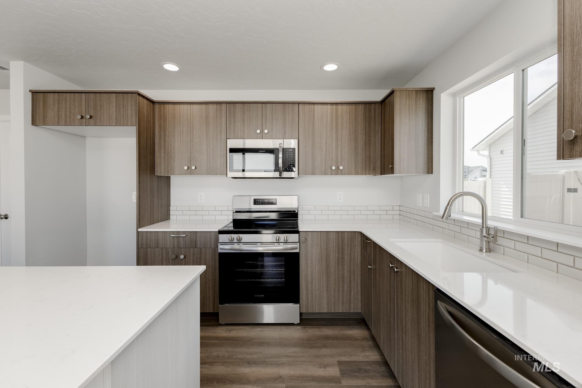 13330 Cut St, Caldwell, Idaho 83607, 4 Bedrooms, 2.5 Bathrooms, Residential For Sale, Price $410,990,MLS 98962430