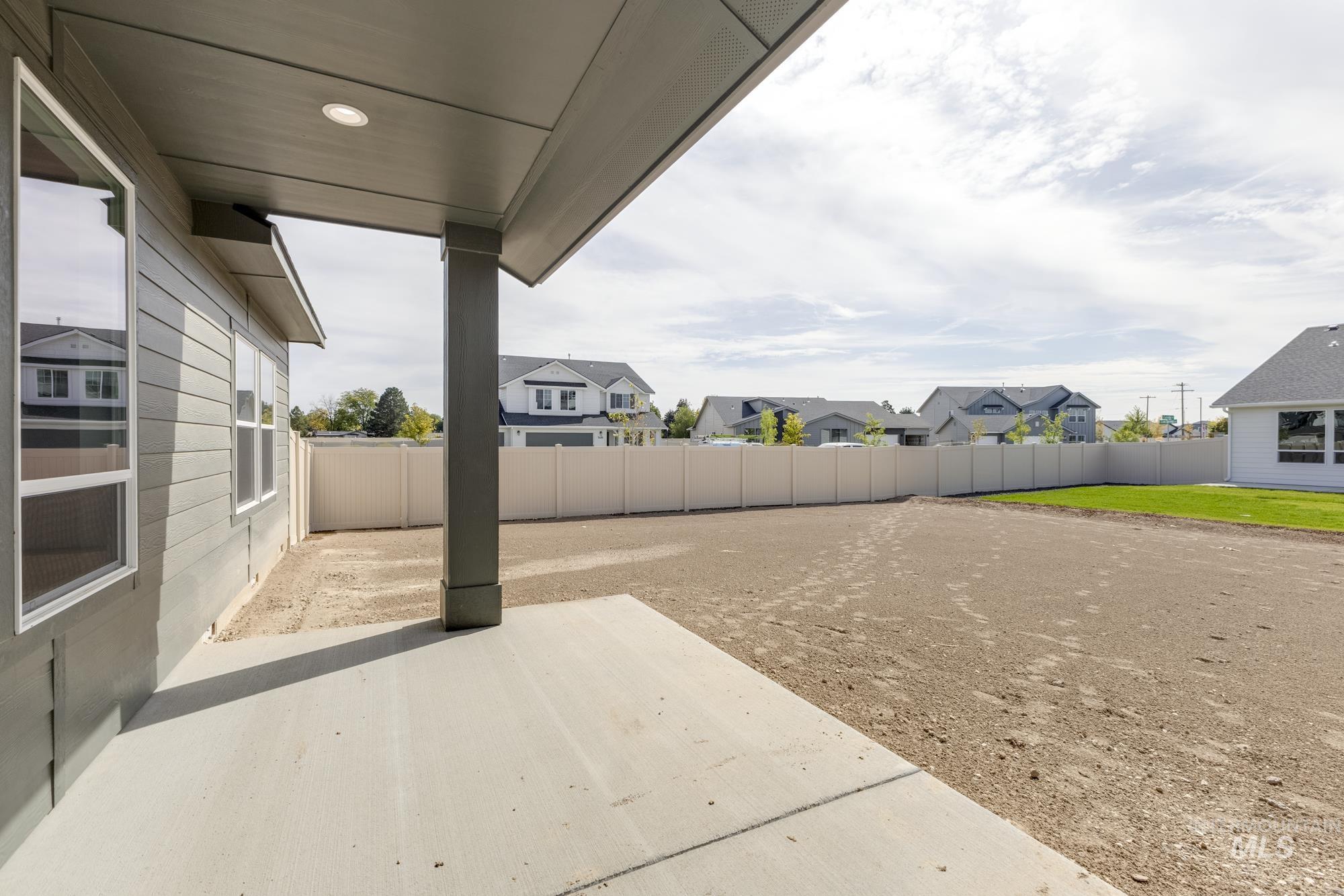 1127 E Duncan Creek St, Nampa, Idaho 83686, 4 Bedrooms, 2 Bathrooms, Residential For Sale, Price $529,990,MLS 98962433