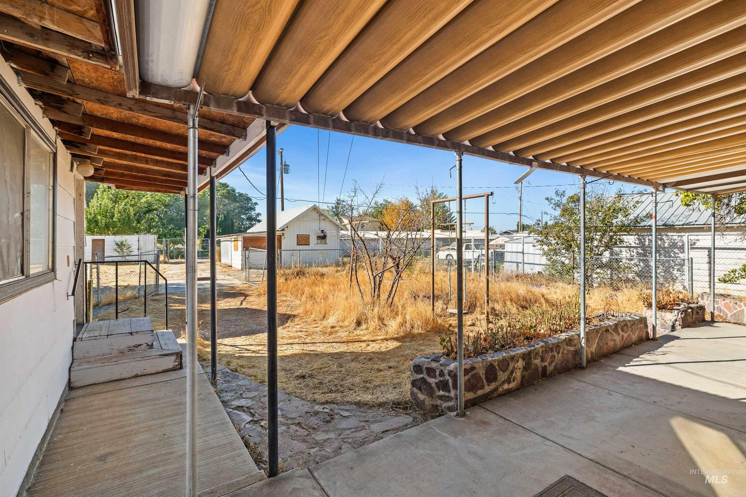 929 Sprague Avenue, Buhl, Idaho 83316, 3 Bedrooms, 2 Bathrooms, Residential For Sale, Price $199,900,MLS 98962438