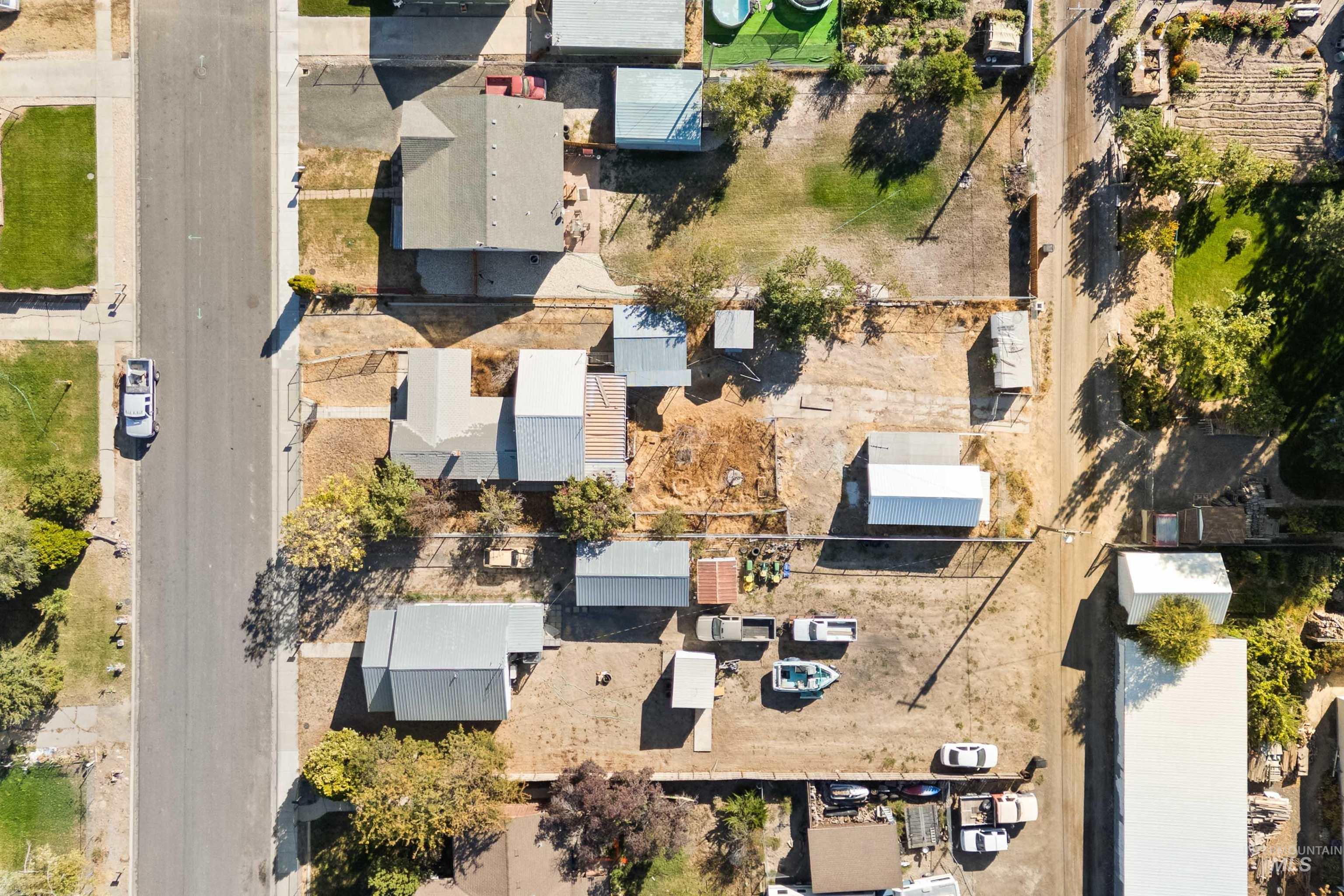 929 Sprague Avenue, Buhl, Idaho 83316, 3 Bedrooms, 2 Bathrooms, Residential For Sale, Price $199,900,MLS 98962438