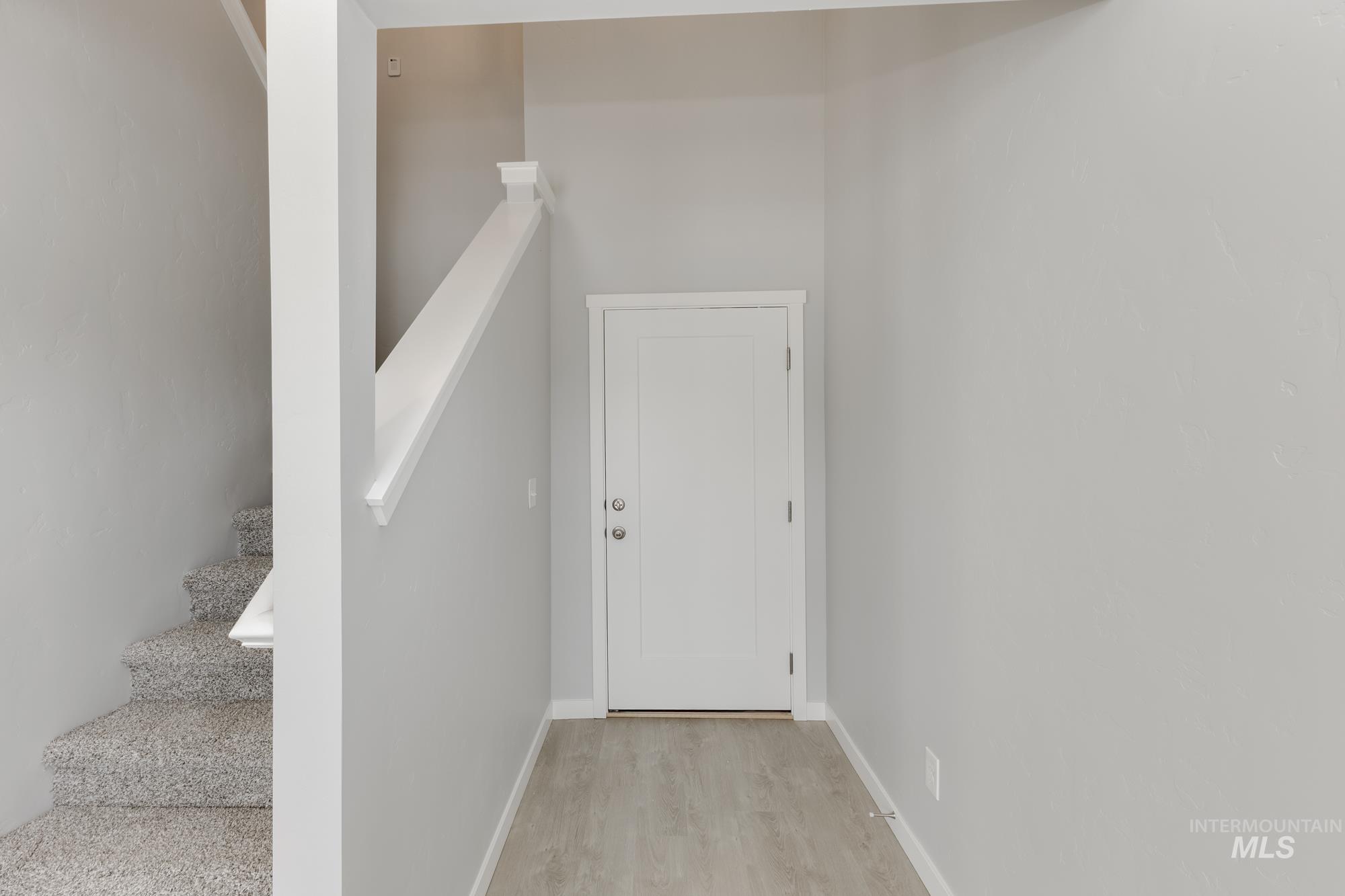 115 Caribou St, Horseshoe Bend, Idaho 83629, 3 Bedrooms, 2.5 Bathrooms, Residential For Sale, Price $319,990,MLS 98962442