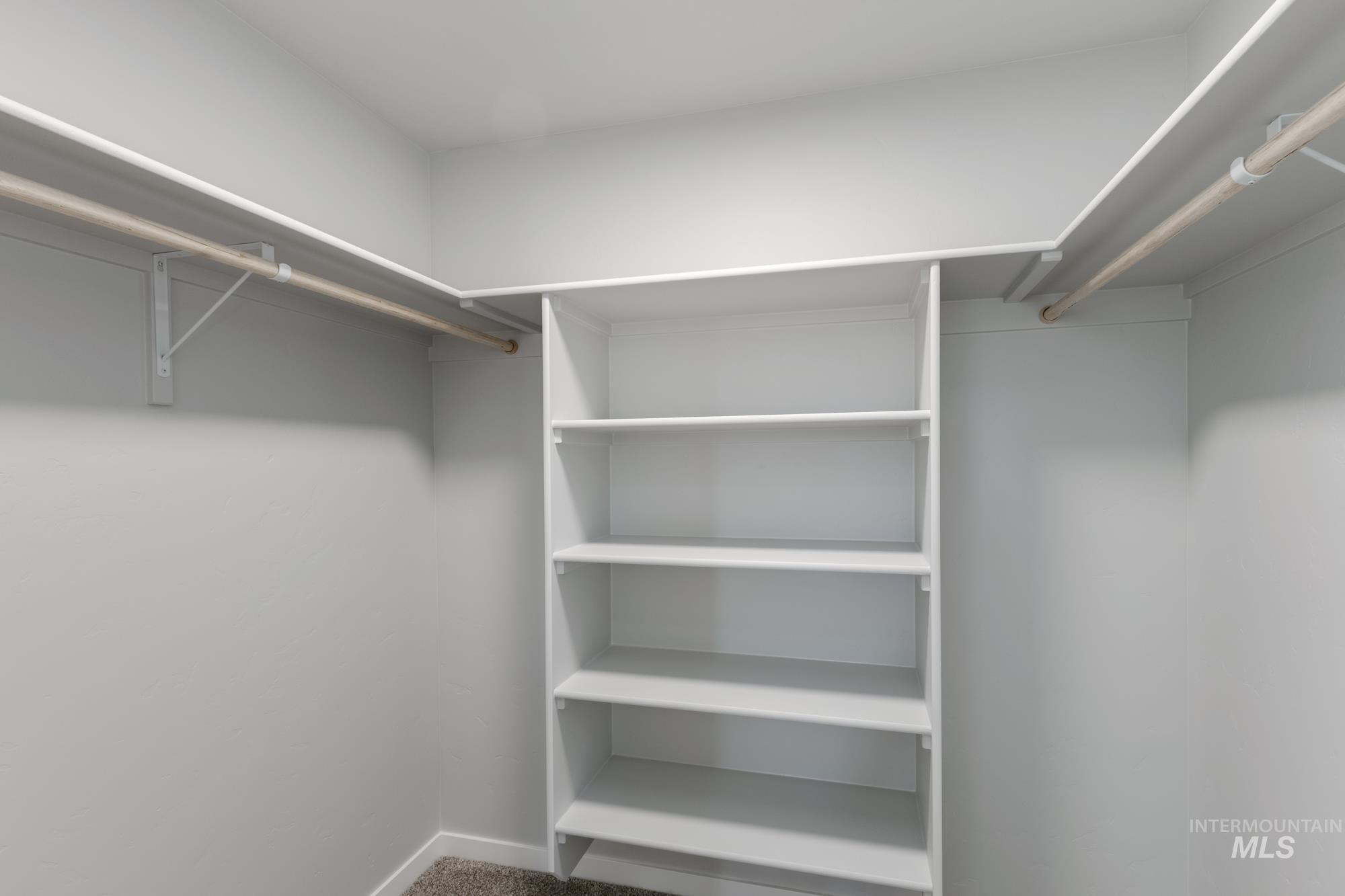 115 Caribou St, Horseshoe Bend, Idaho 83629, 3 Bedrooms, 2.5 Bathrooms, Residential For Sale, Price $319,990,MLS 98962442