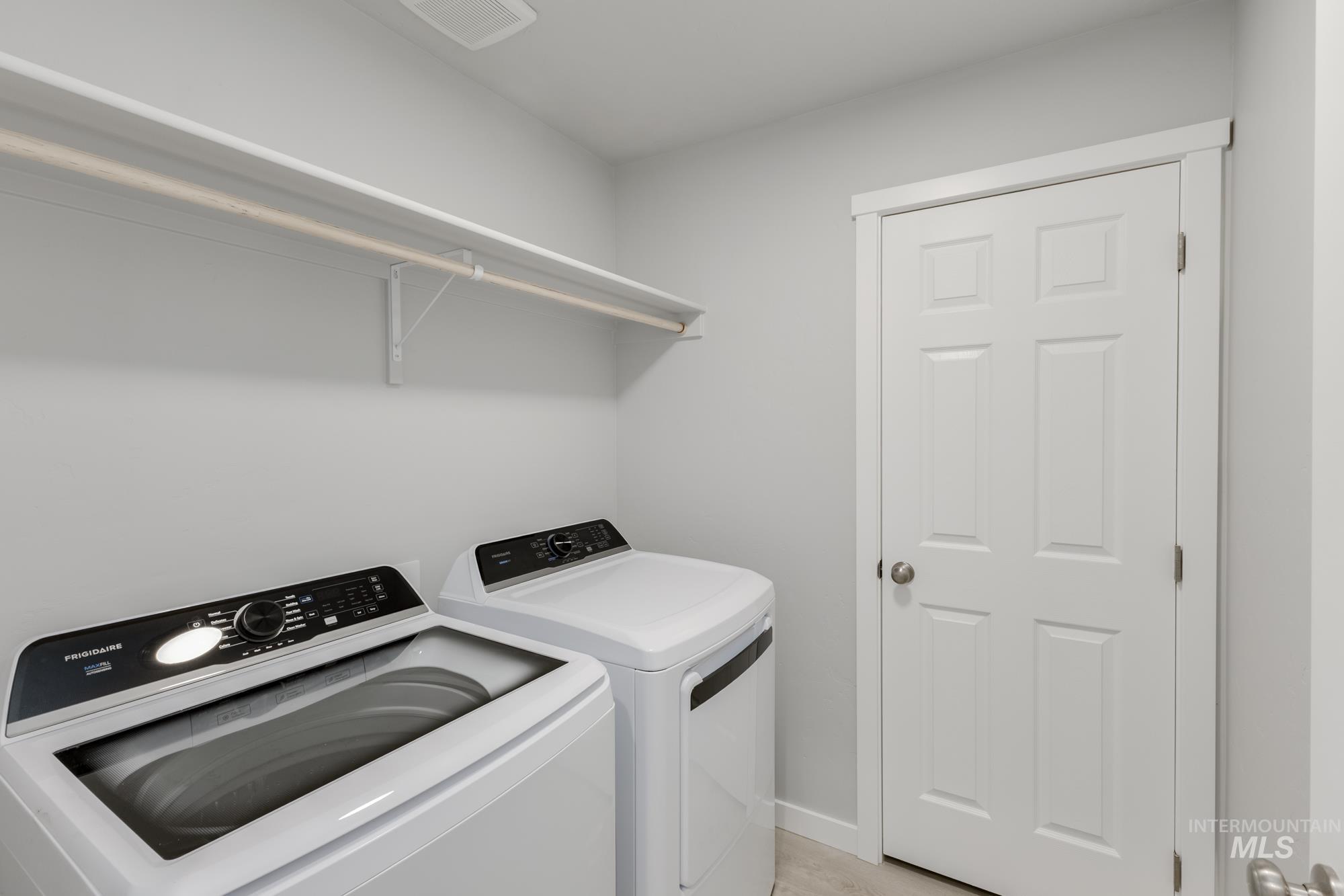 119 Caribou St, Horseshoe Bend, Idaho 83629, 3 Bedrooms, 2.5 Bathrooms, Residential For Sale, Price $317,990,MLS 98962444