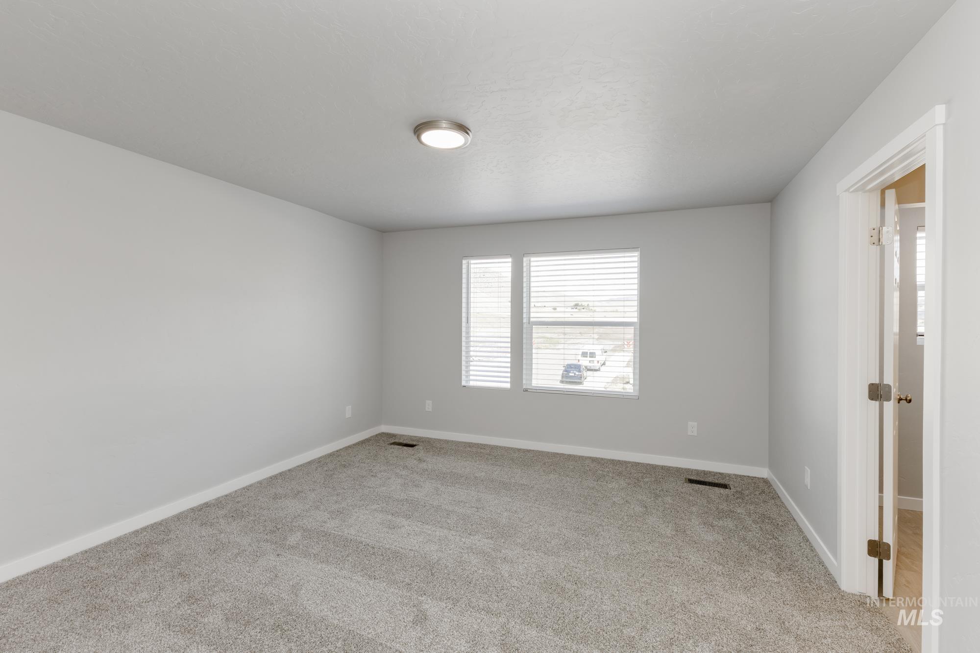 119 Caribou St, Horseshoe Bend, Idaho 83629, 3 Bedrooms, 2.5 Bathrooms, Residential For Sale, Price $317,990,MLS 98962444