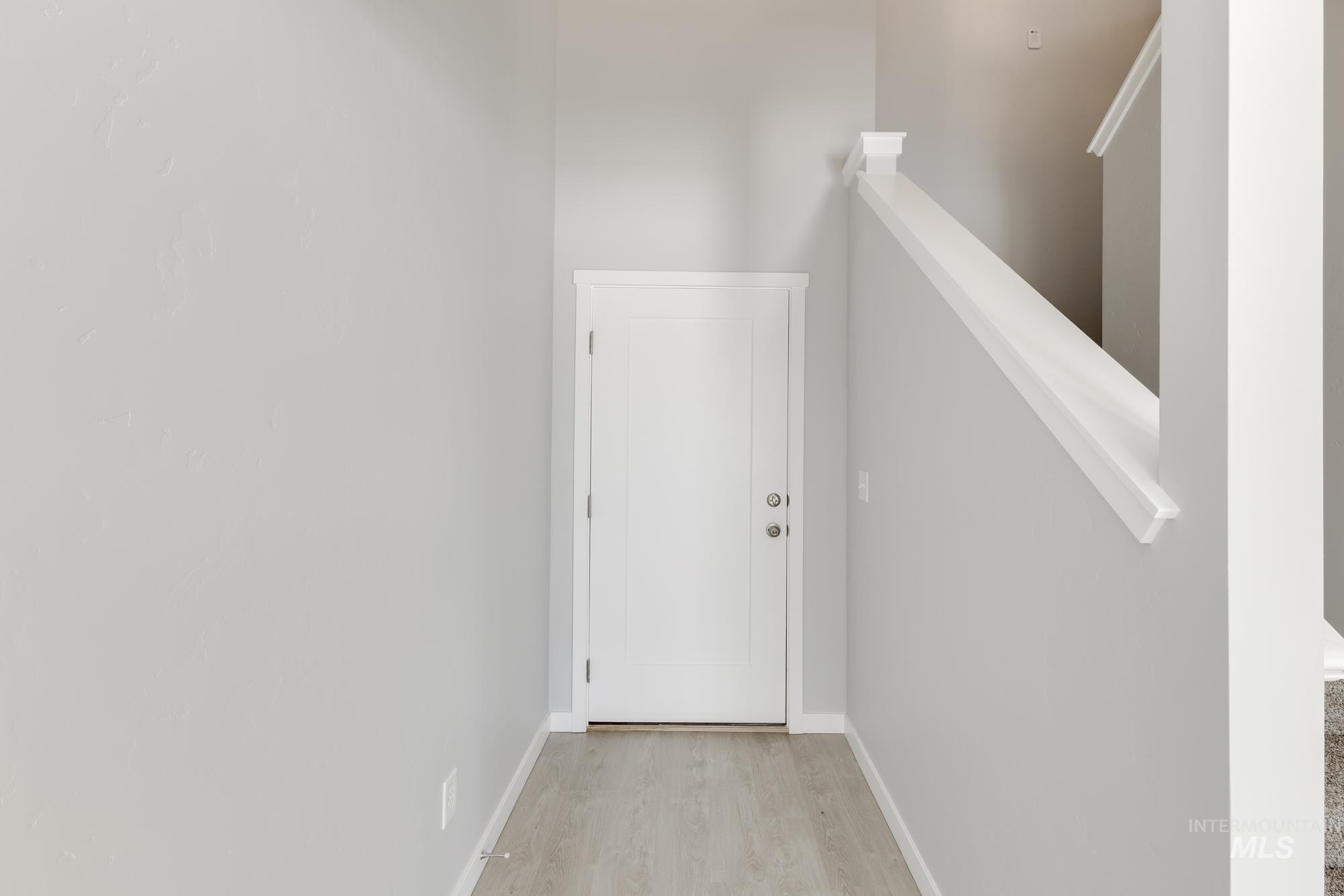 121 Caribou St, Horseshoe Bend, Idaho 83629, 3 Bedrooms, 2.5 Bathrooms, Residential For Sale, Price $324,990,MLS 98962445