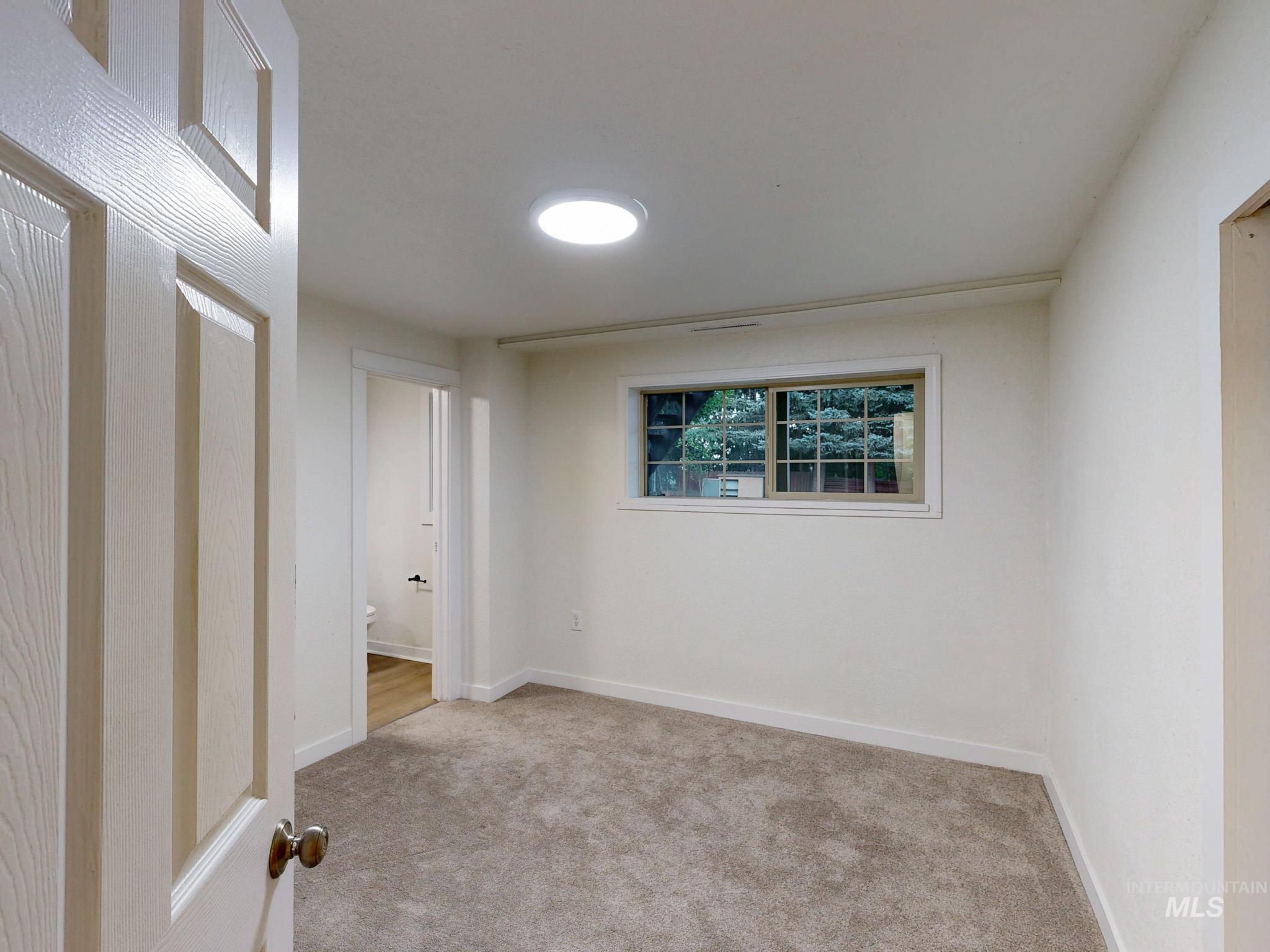 204 N Blaine, Moscow, Idaho 83843, 5 Bedrooms, 3 Bathrooms, Residential For Sale, Price $590,000,MLS 98962451