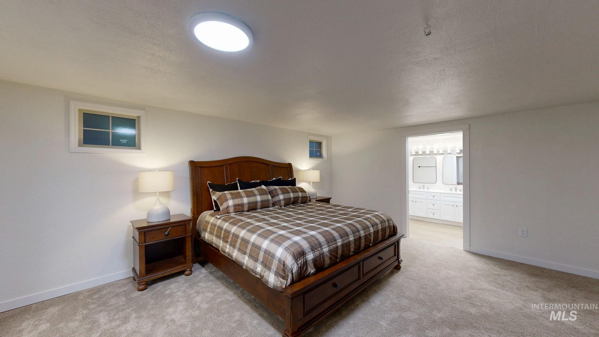 204 N Blaine, Moscow, Idaho 83843, 5 Bedrooms, 3 Bathrooms, Residential For Sale, Price $590,000,MLS 98962451