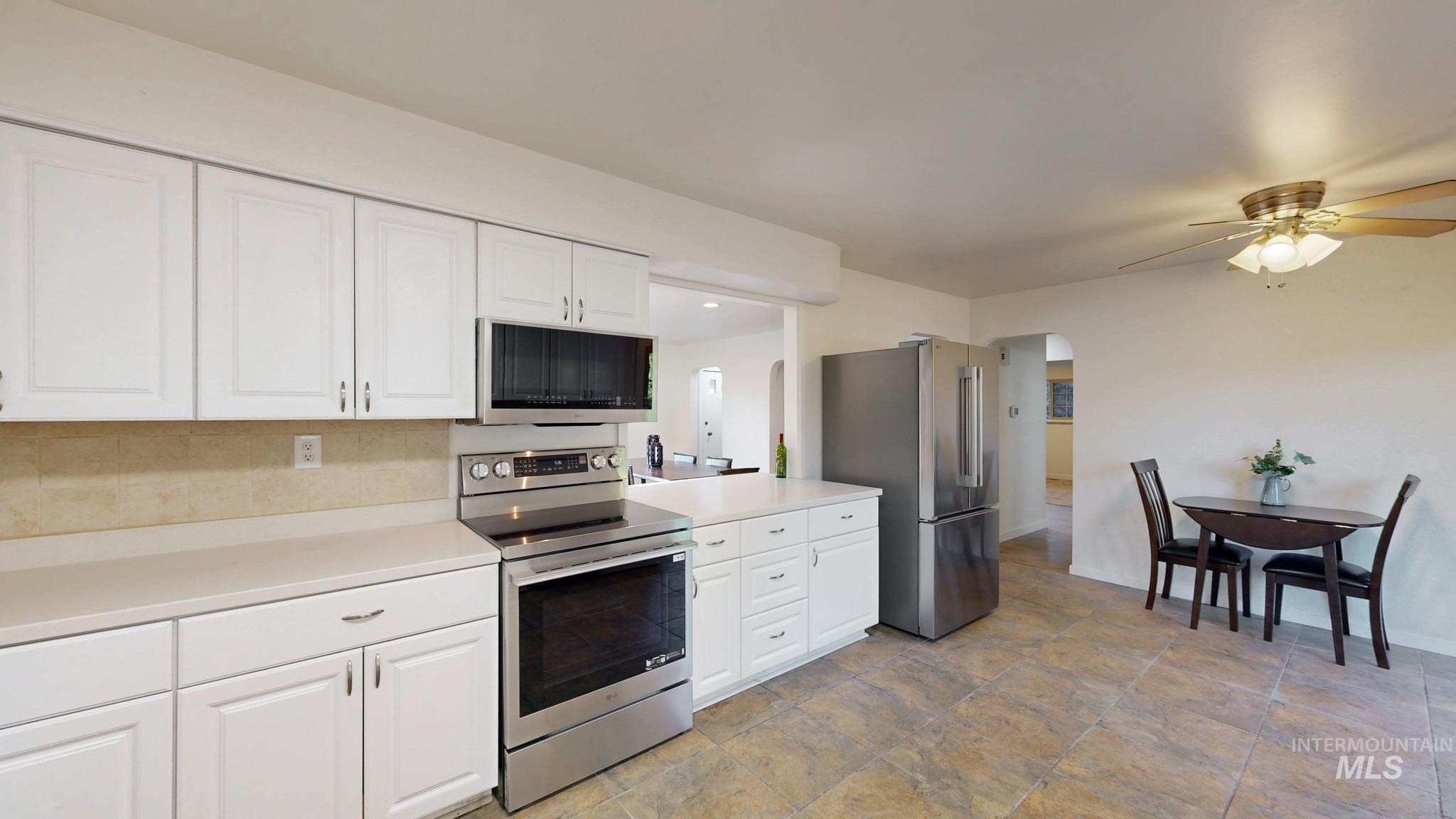 204 N Blaine, Moscow, Idaho 83843, 5 Bedrooms, 3 Bathrooms, Residential For Sale, Price $590,000,MLS 98962451