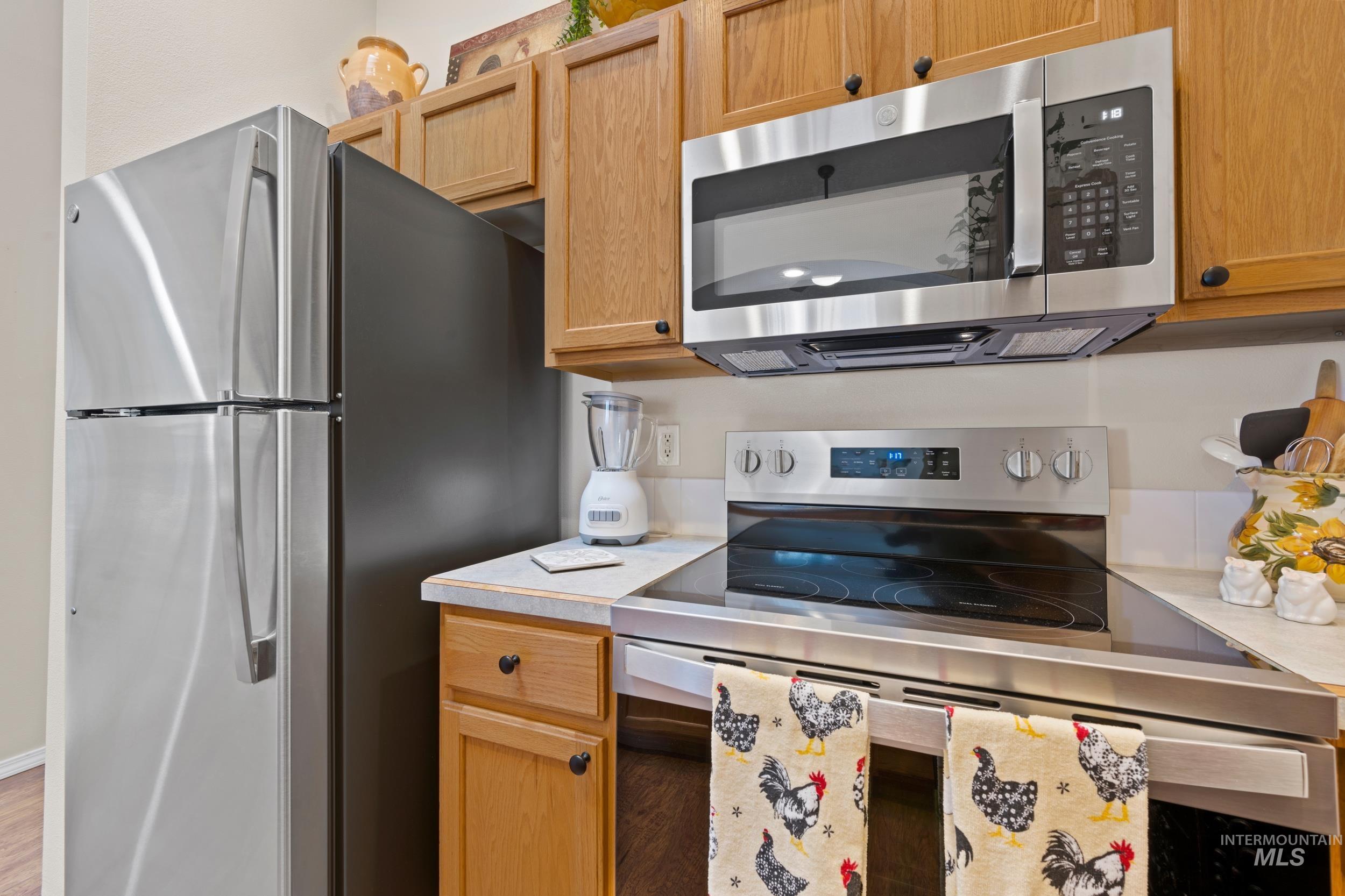 105 E Waterbury Ln, Meridian, Idaho 83646, 2 Bedrooms, 2 Bathrooms, Residential For Sale, Price $309,990,MLS 98962472