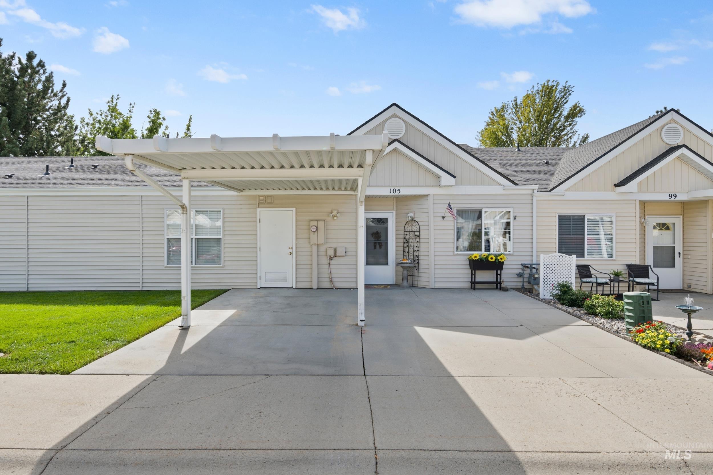 105 E Waterbury Ln, Meridian, Idaho 83646, 2 Bedrooms, 2 Bathrooms, Residential For Sale, Price $309,990,MLS 98962472