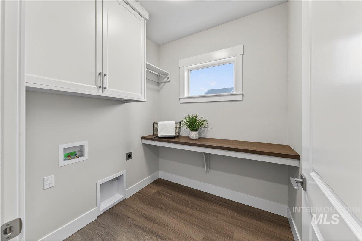 4603 S Hennessy Ave, Meridian, Idaho 83642-1020, 3 Bedrooms, 2 Bathrooms, Residential For Sale, Price $597,900,MLS 98962478