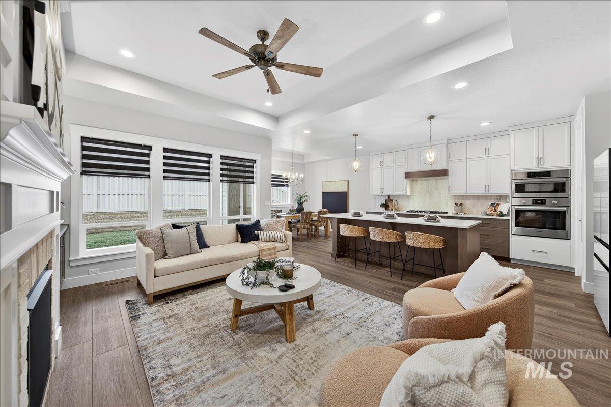 4603 S Hennessy Ave, Meridian, Idaho 83642-1020, 3 Bedrooms, 2 Bathrooms, Residential For Sale, Price $597,900,MLS 98962478