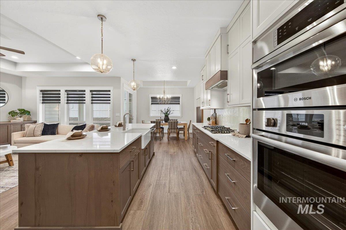 4603 S Hennessy Ave, Meridian, Idaho 83642-1020, 3 Bedrooms, 2 Bathrooms, Residential For Sale, Price $597,900,MLS 98962478