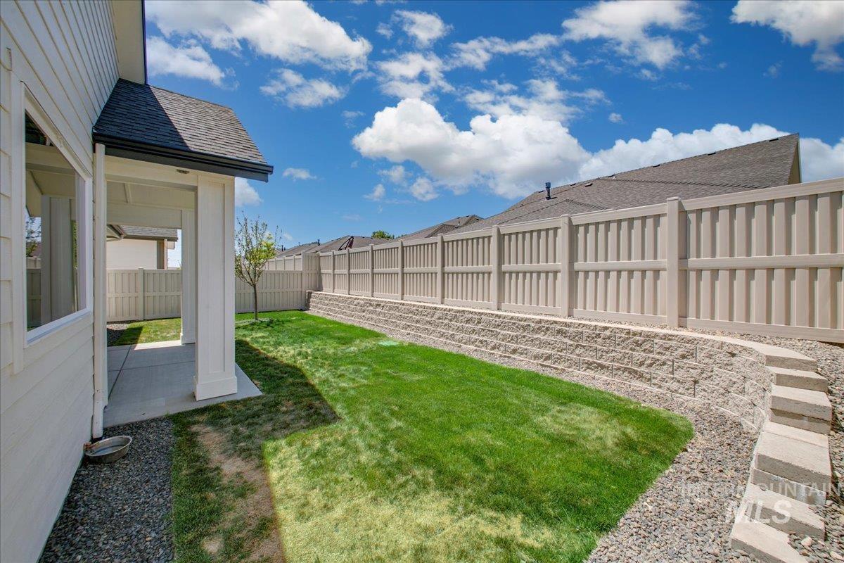 4603 S Hennessy Ave, Meridian, Idaho 83642-1020, 3 Bedrooms, 2 Bathrooms, Residential For Sale, Price $597,900,MLS 98962478