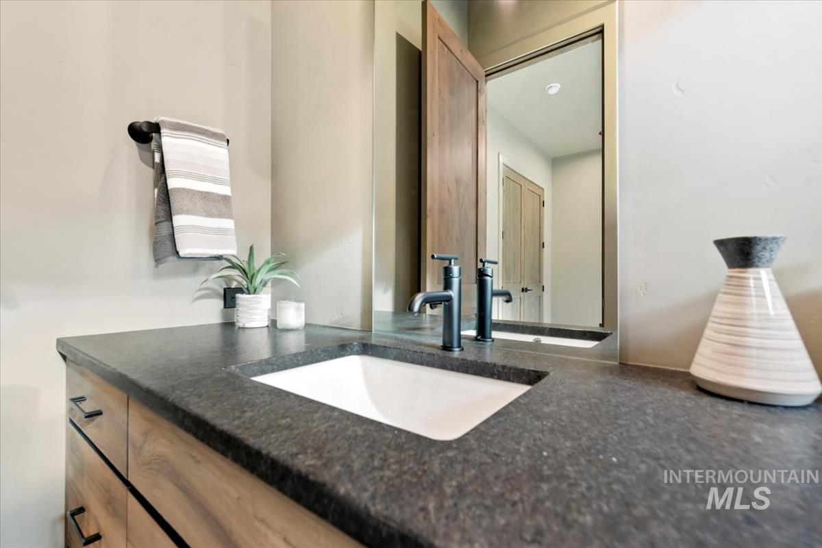 3415 N Harvest Moon Way, Eagle, Idaho 83616, 4 Bedrooms, 3.5 Bathrooms, Residential For Sale, Price $2,199,999,MLS 98962485