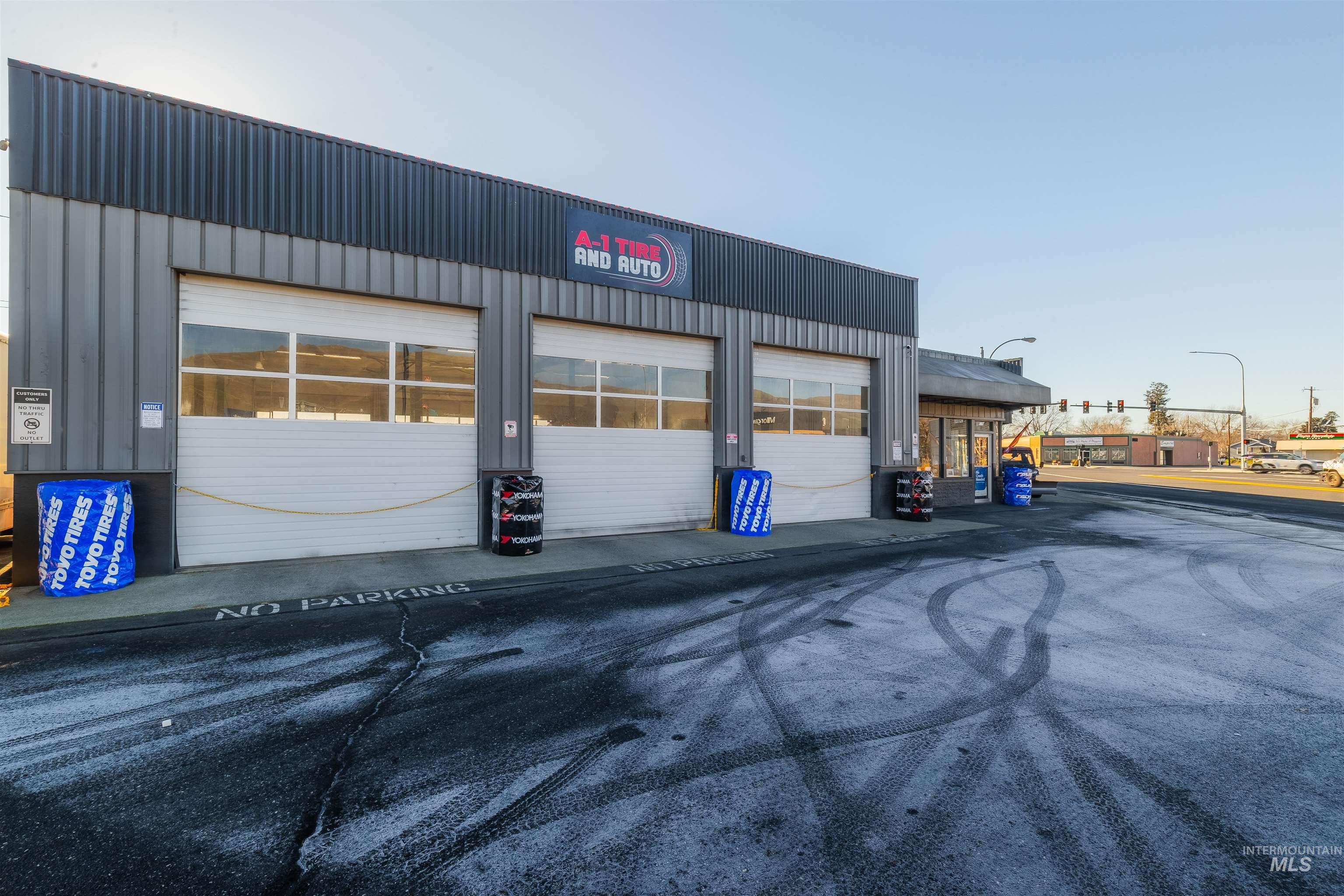 519 Diagonal Street, Clarkston, Washington 99403, Business/Commercial For Sale, Price $84,000,MLS 98962492