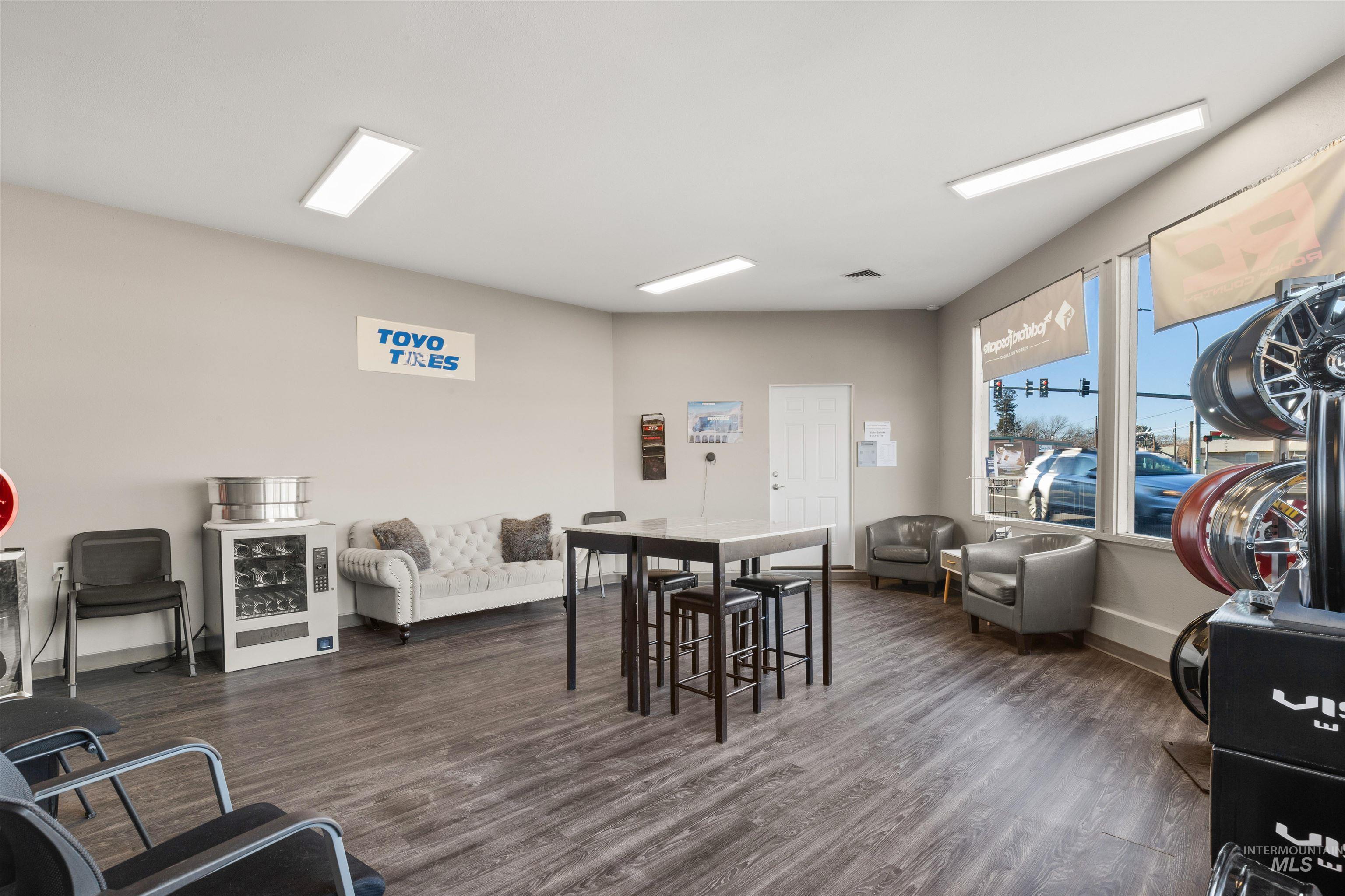 519 Diagonal Street, Clarkston, Washington 99403, Business/Commercial For Sale, Price $84,000,MLS 98962492