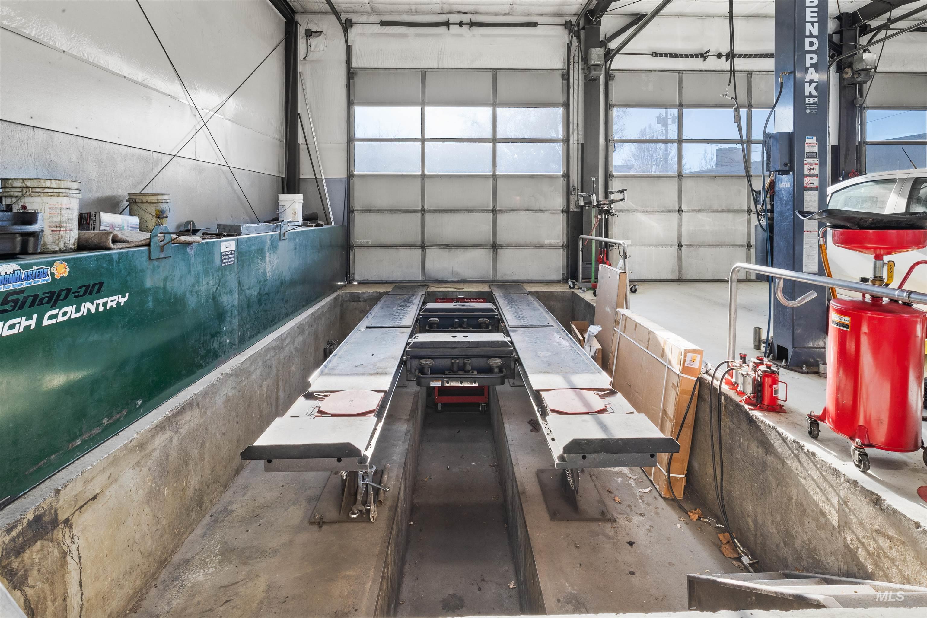 519 Diagonal Street, Clarkston, Washington 99403, Business/Commercial For Sale, Price $84,000,MLS 98962492