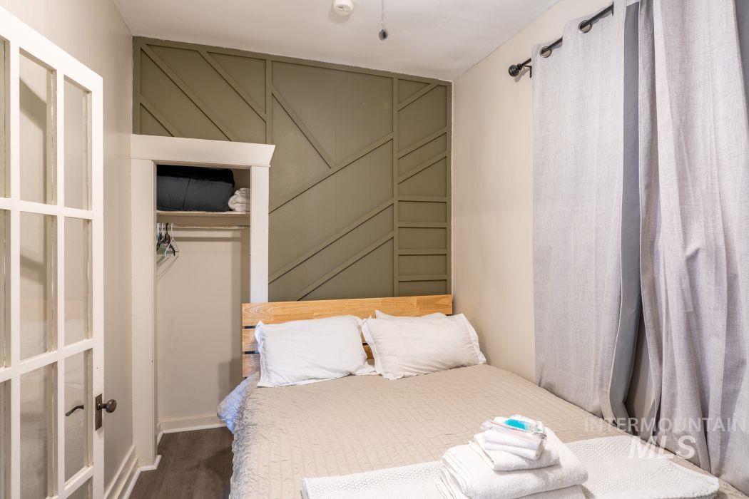 112 S Asbury, Moscow, Idaho 83843, 2 Bedrooms, 1 Bathroom, Residential For Sale, Price $325,000,MLS 98962505