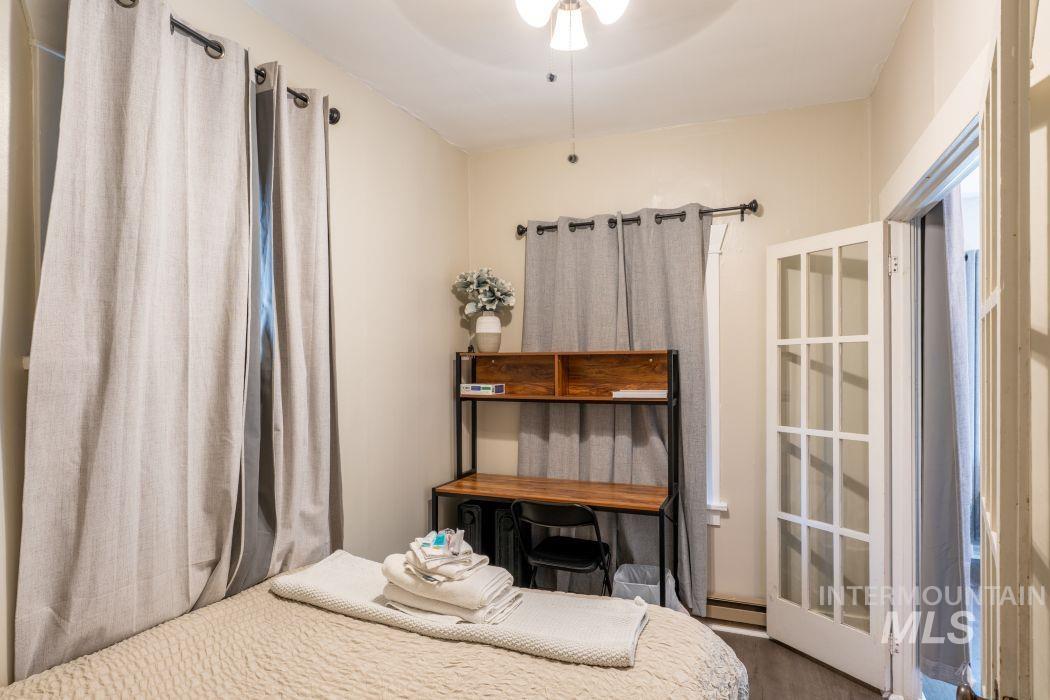 112 S Asbury, Moscow, Idaho 83843, 2 Bedrooms, 1 Bathroom, Residential For Sale, Price $325,000,MLS 98962505