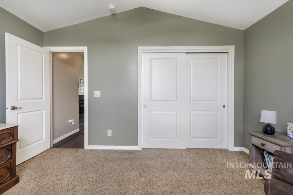 2750 W Joshua, Twin Falls, Idaho 83301, 4 Bedrooms, 2 Bathrooms, Residential For Sale, Price $444,000,MLS 98962508